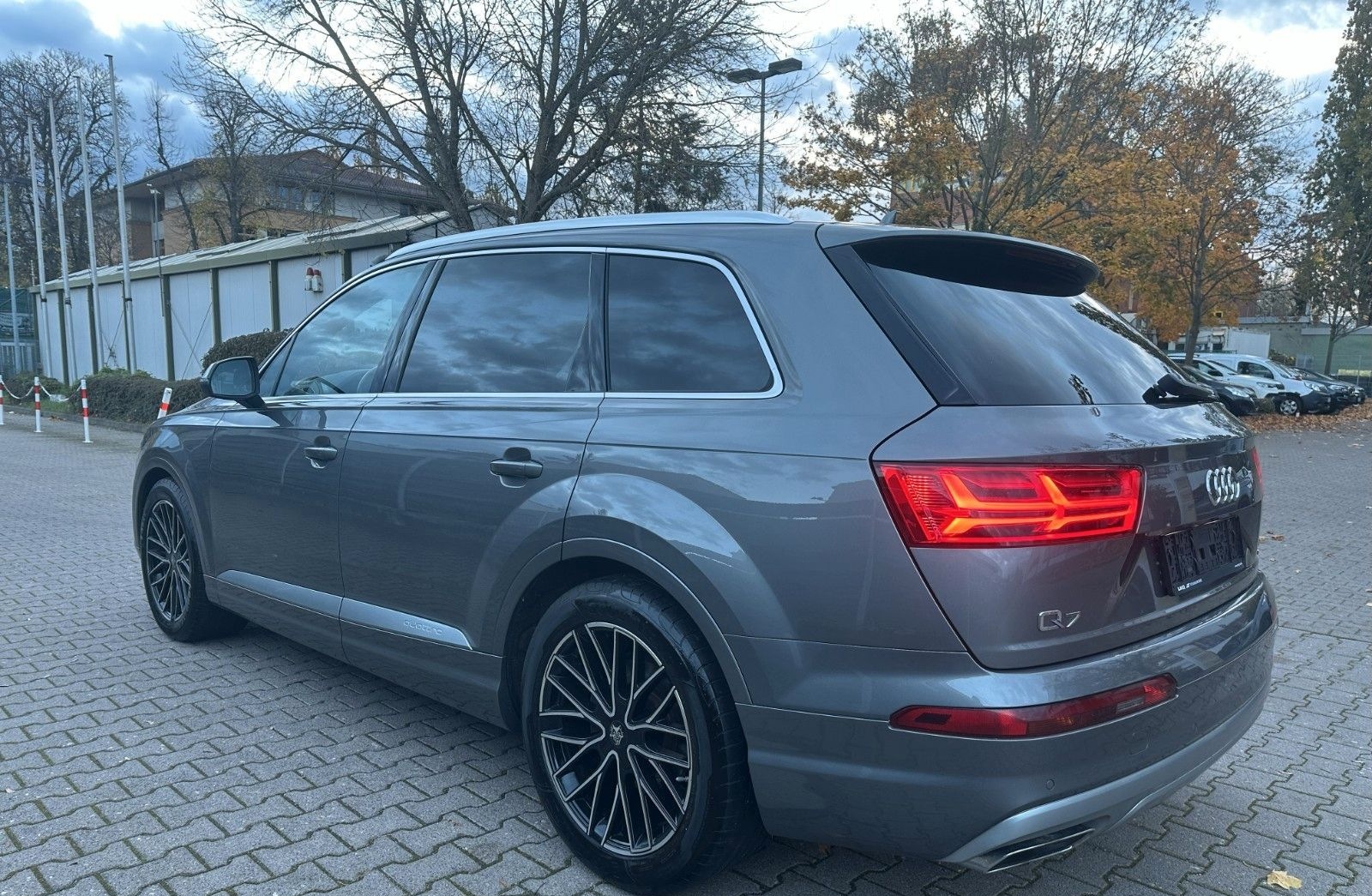 Audi Q7 3.0 TDI quattro/S-Line/Navi/Alcantara Kamera foto 5