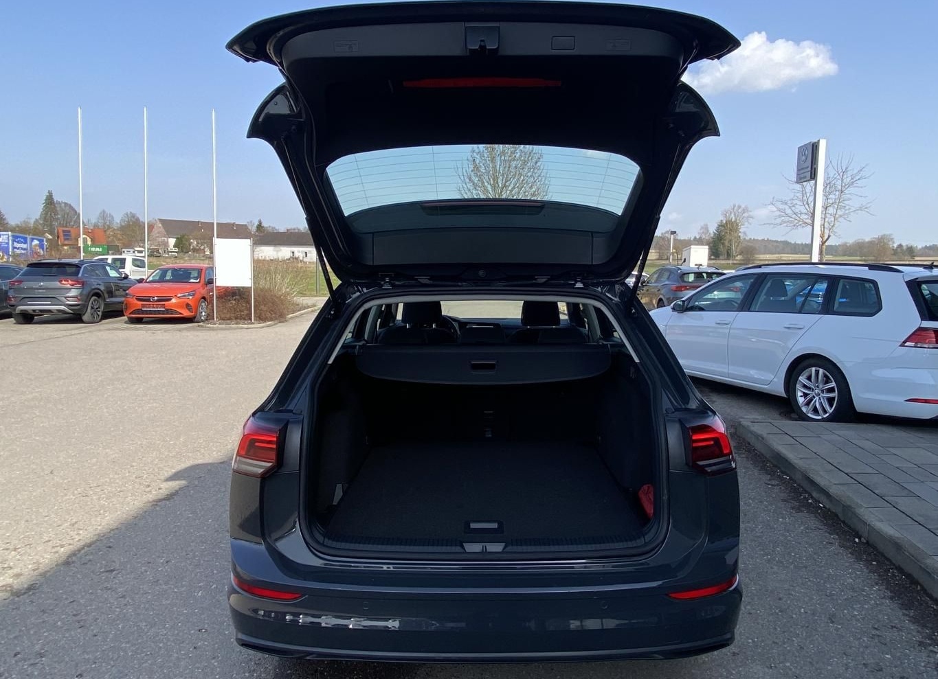 Volkswagen Golf Variant 2.0 TDI Life APP-CONNECT+ACTIVE-INF foto 12