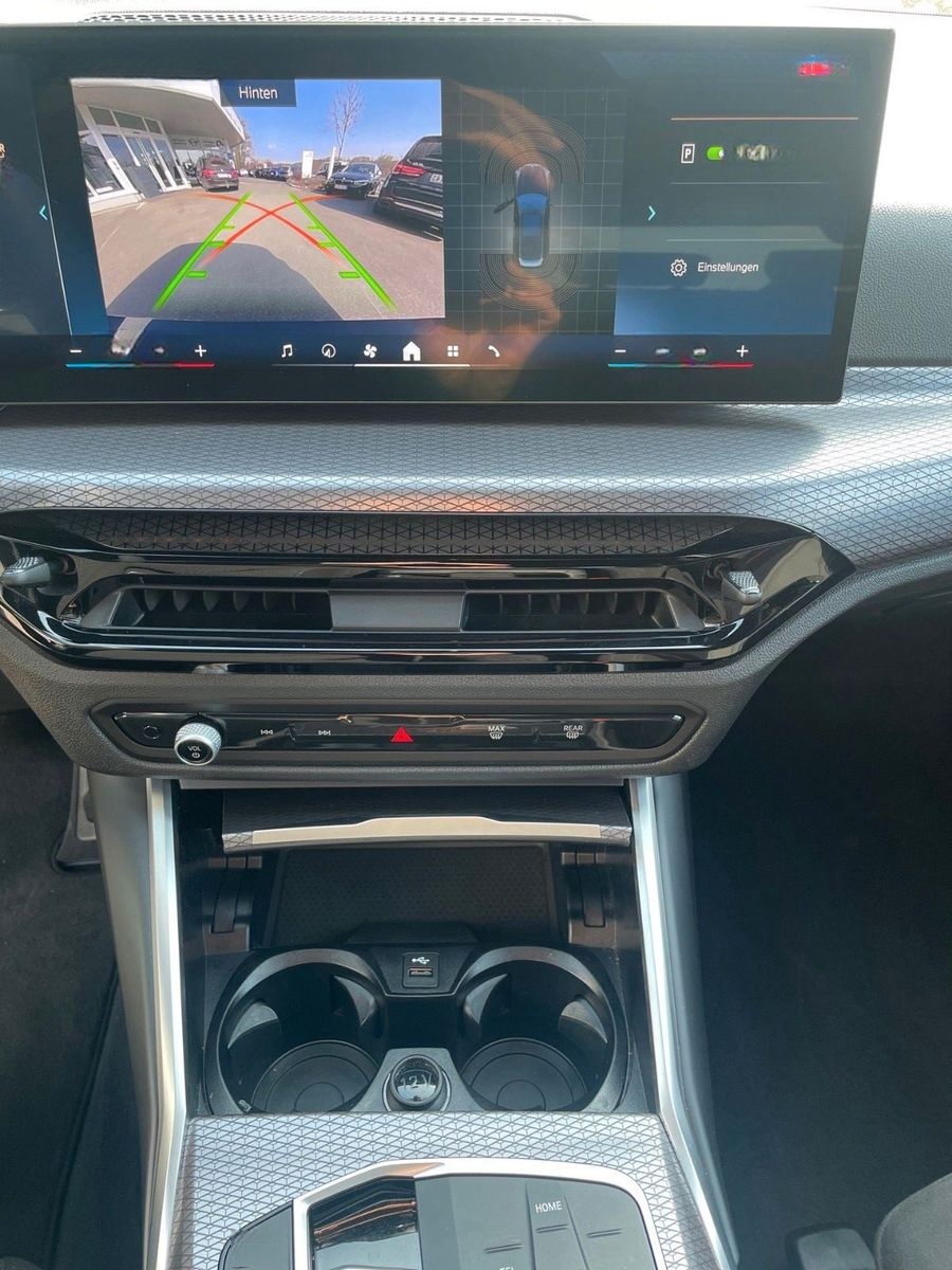 BMW 330ix M-Sport RFK + ACC + Fernlichtassistent foto 12