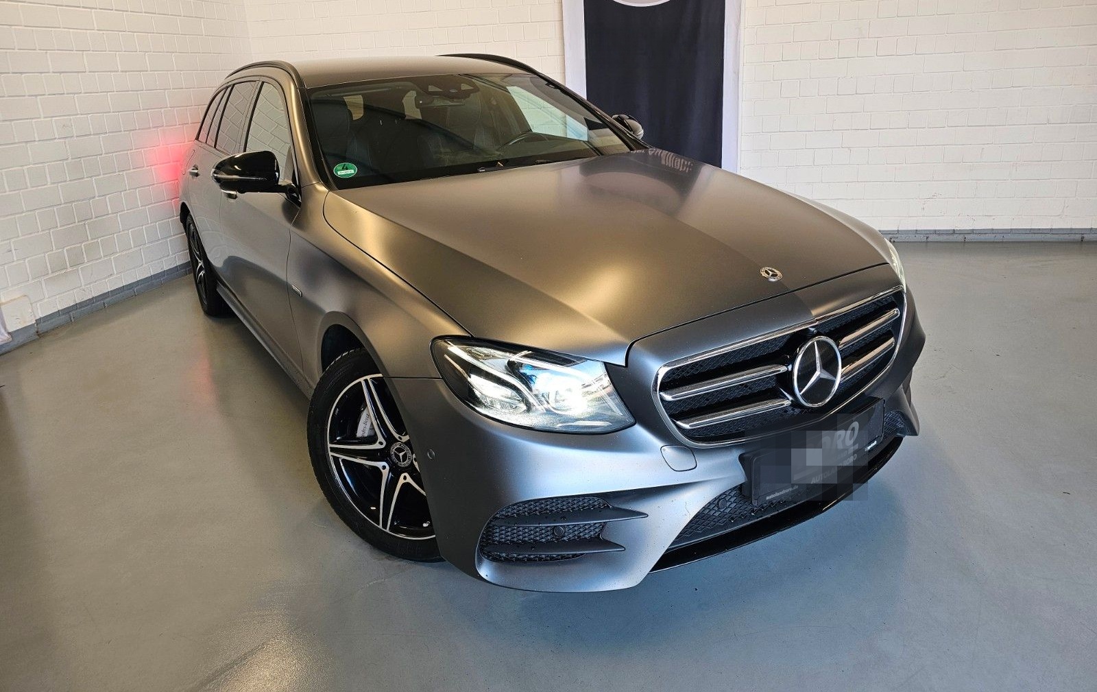 Mercedes-Benz E 300de T-Modell AMG-Line + 360°/ACC/Burmester foto 5
