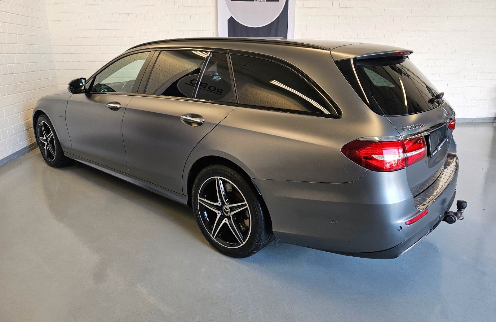 Mercedes-Benz E 300de T-Modell AMG-Line + 360°/ACC/Burmester foto 6