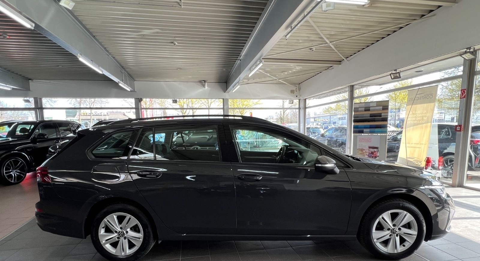 Volkswagen Golf VIII Variant 2.0 TDI Life I VIELE EXTRAS I foto 14