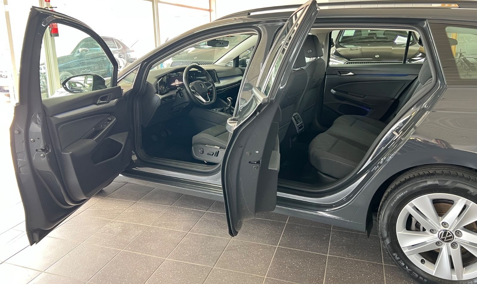 Volkswagen Golf VIII Variant 2.0 TDI Life I VIELE EXTRAS I foto 21