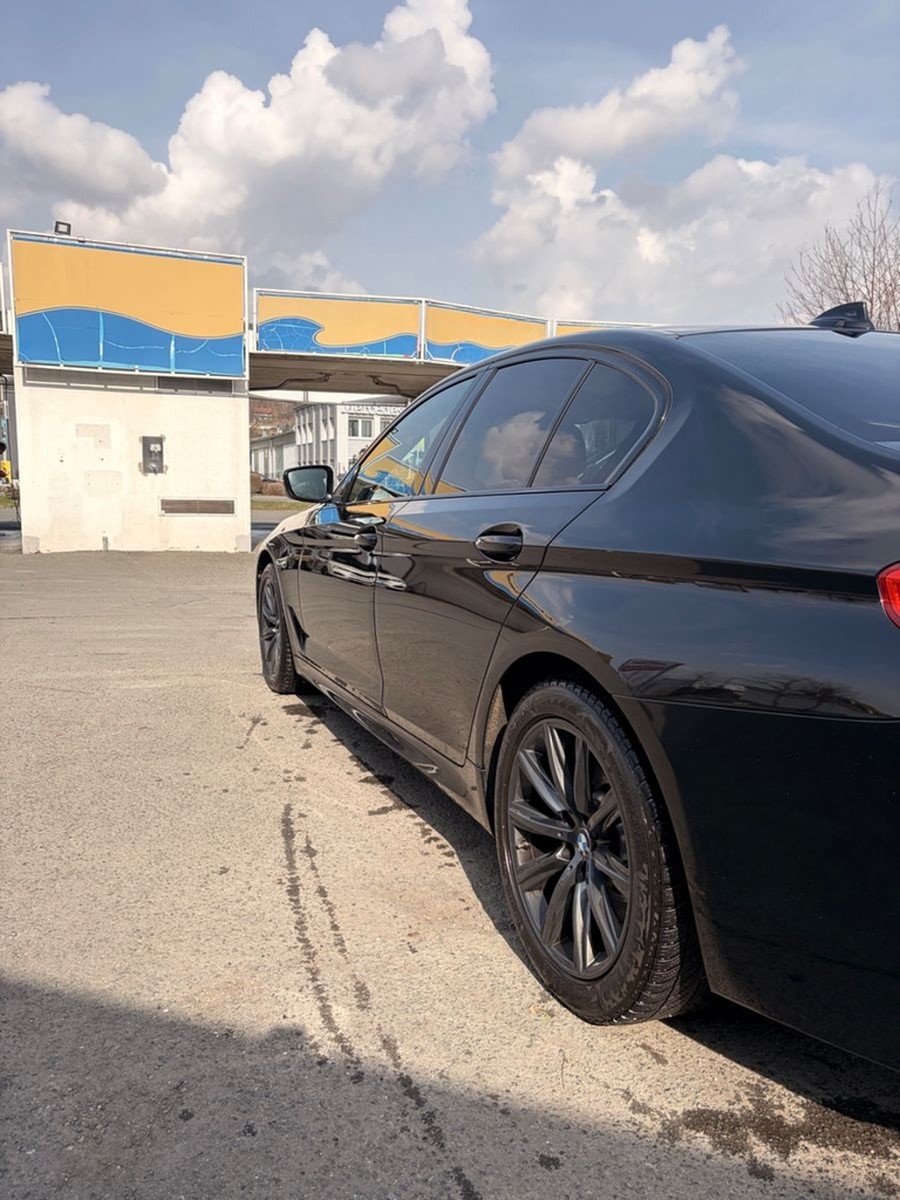 BMW 530i xDrive M-Paket foto 10