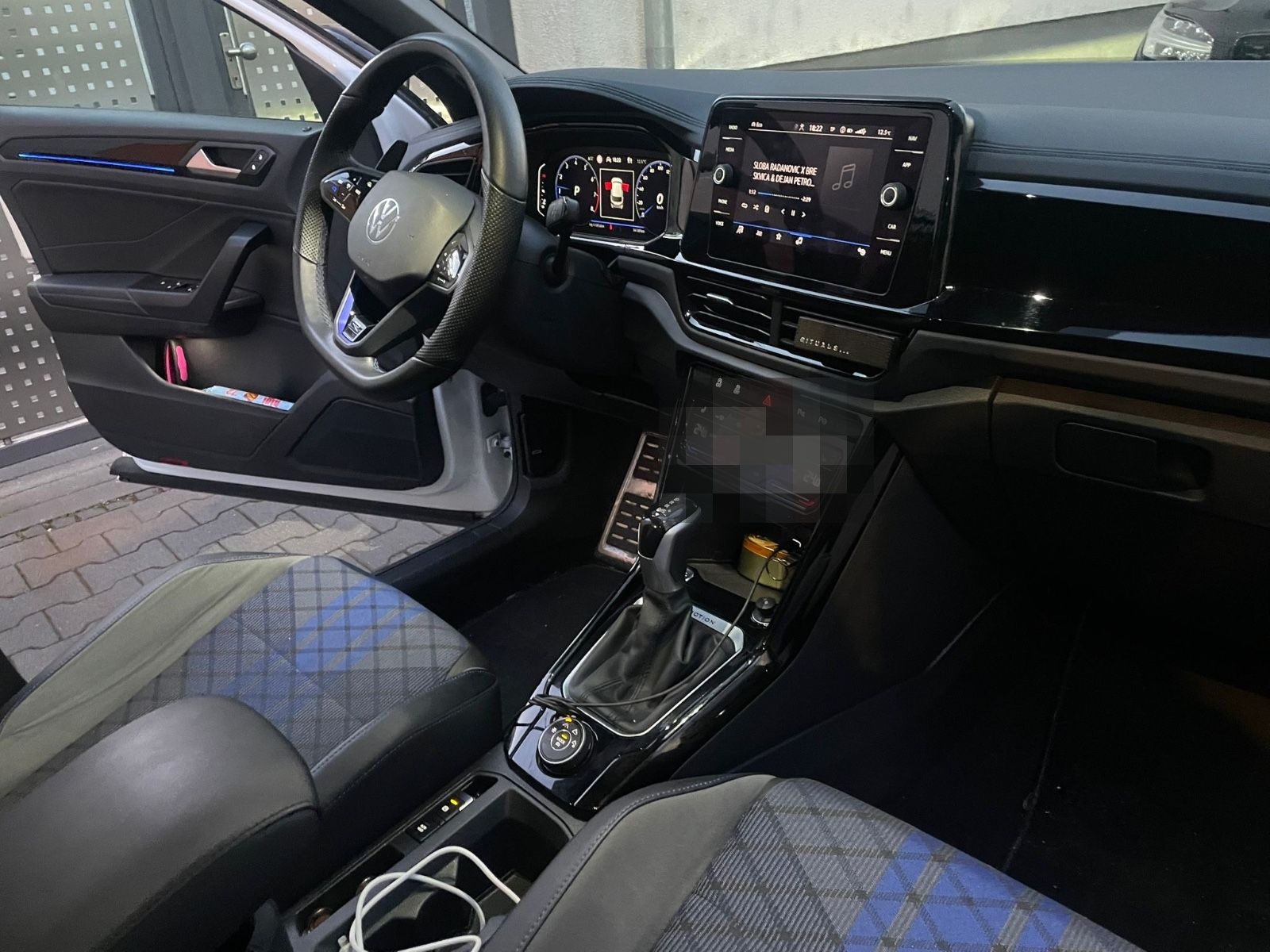 Volkswagen T-Roc 2.0 TSI OPF DSG 4MOTION R R foto 9