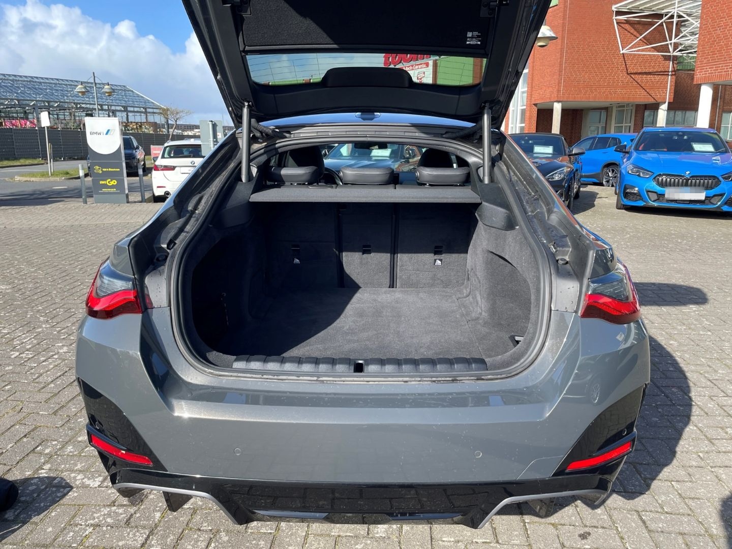 BMW i4 M50 Gran Coupe xDrive M Sportpaket Elektro Sh foto 11