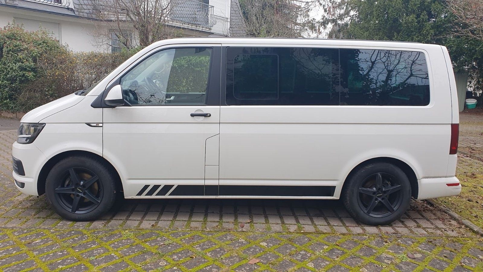 Volkswagen T6 Multivan TDI Edition 30 foto 4