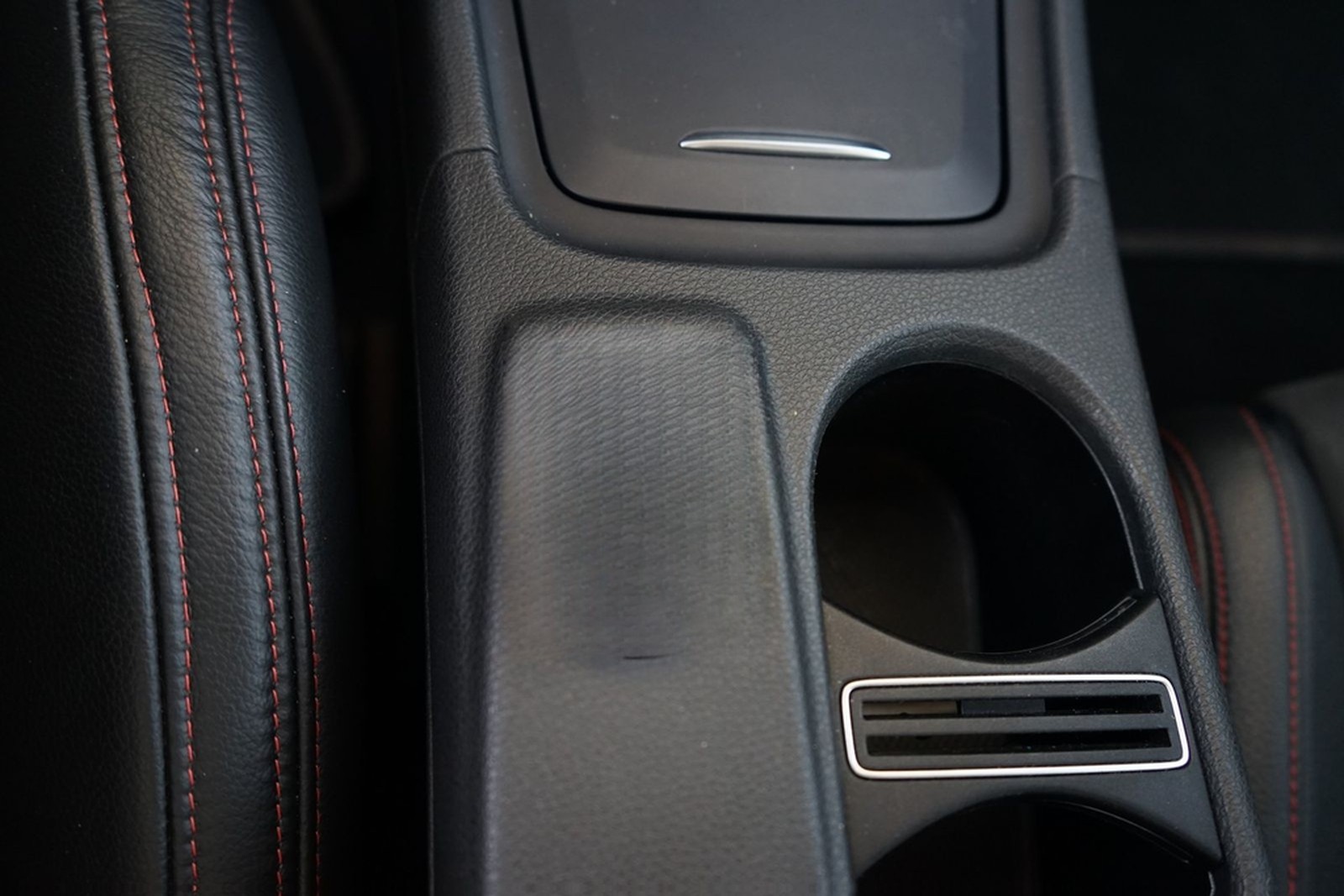 Mercedes-Benz GLA 200 AMG Line Xenon Navi Sitzheizung Kamera foto 14