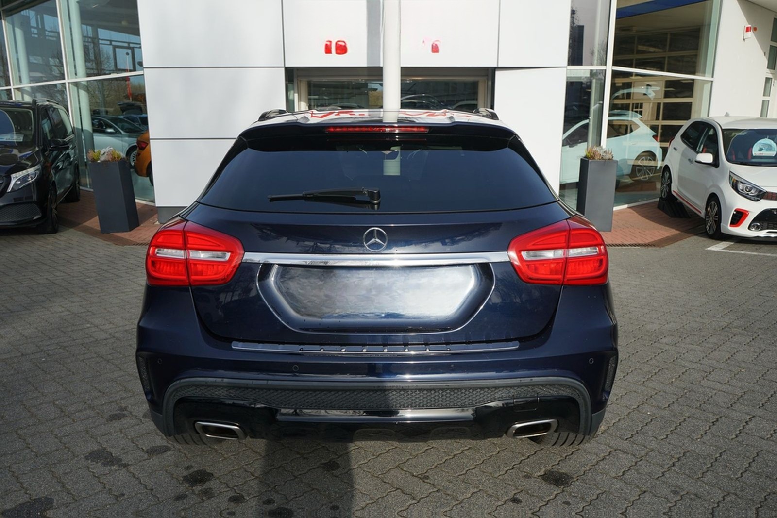Mercedes-Benz GLA 200 AMG Line Xenon Navi Sitzheizung Kamera foto 7