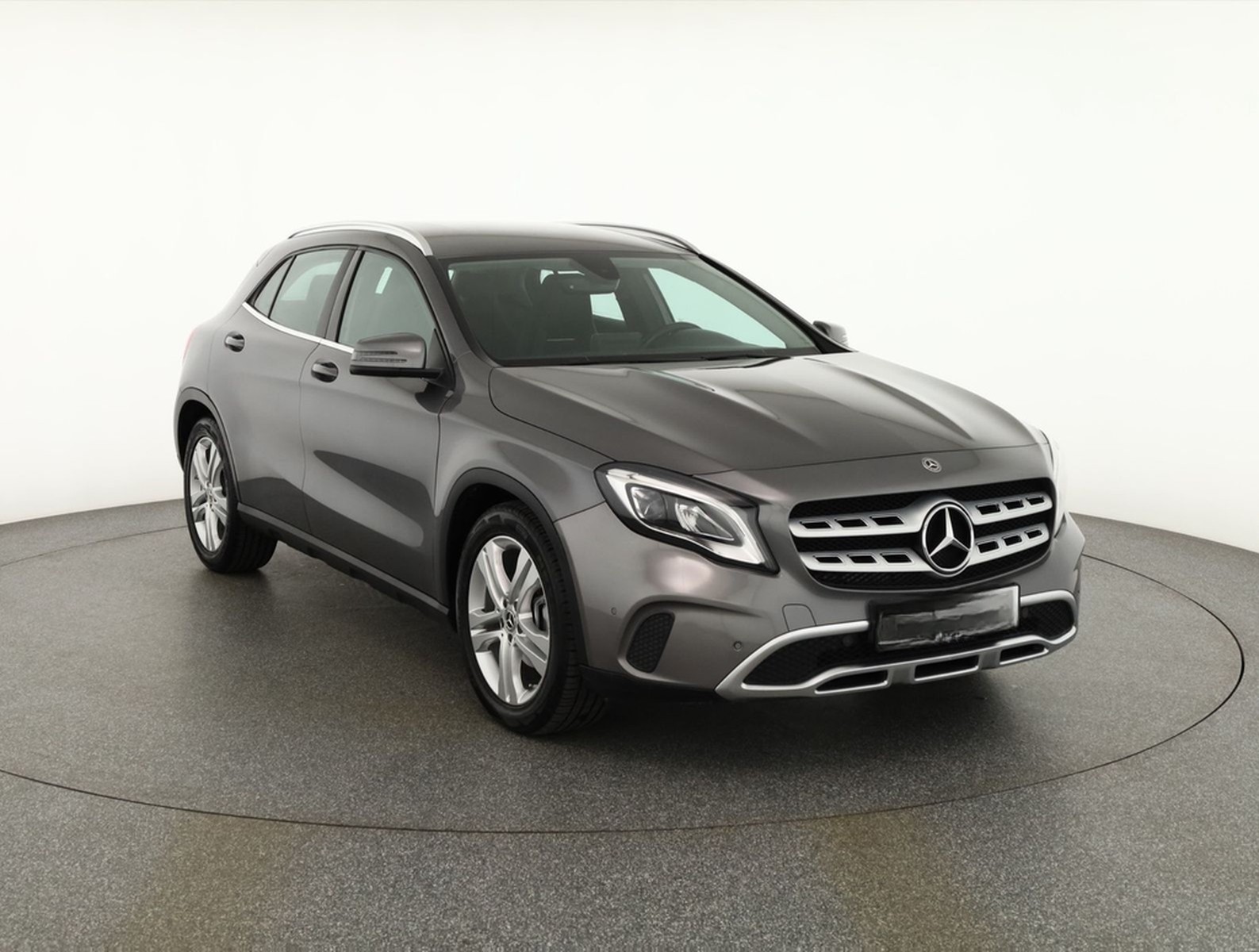 Mercedes-Benz GLA 180 LED Navi Sitzheizung Teilleder PDC ACC foto 7