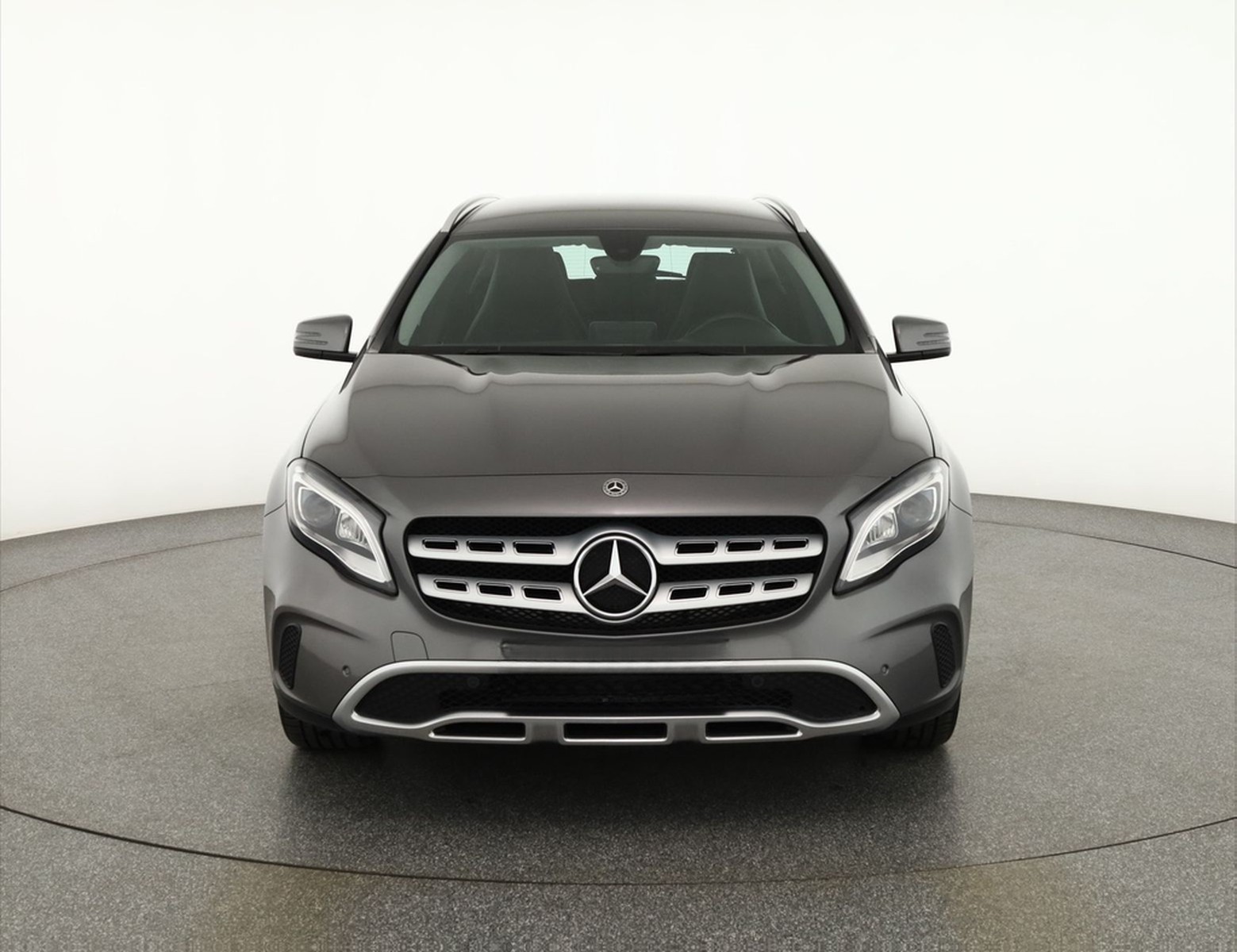 Mercedes-Benz GLA 180 LED Navi Sitzheizung Teilleder PDC ACC foto 8