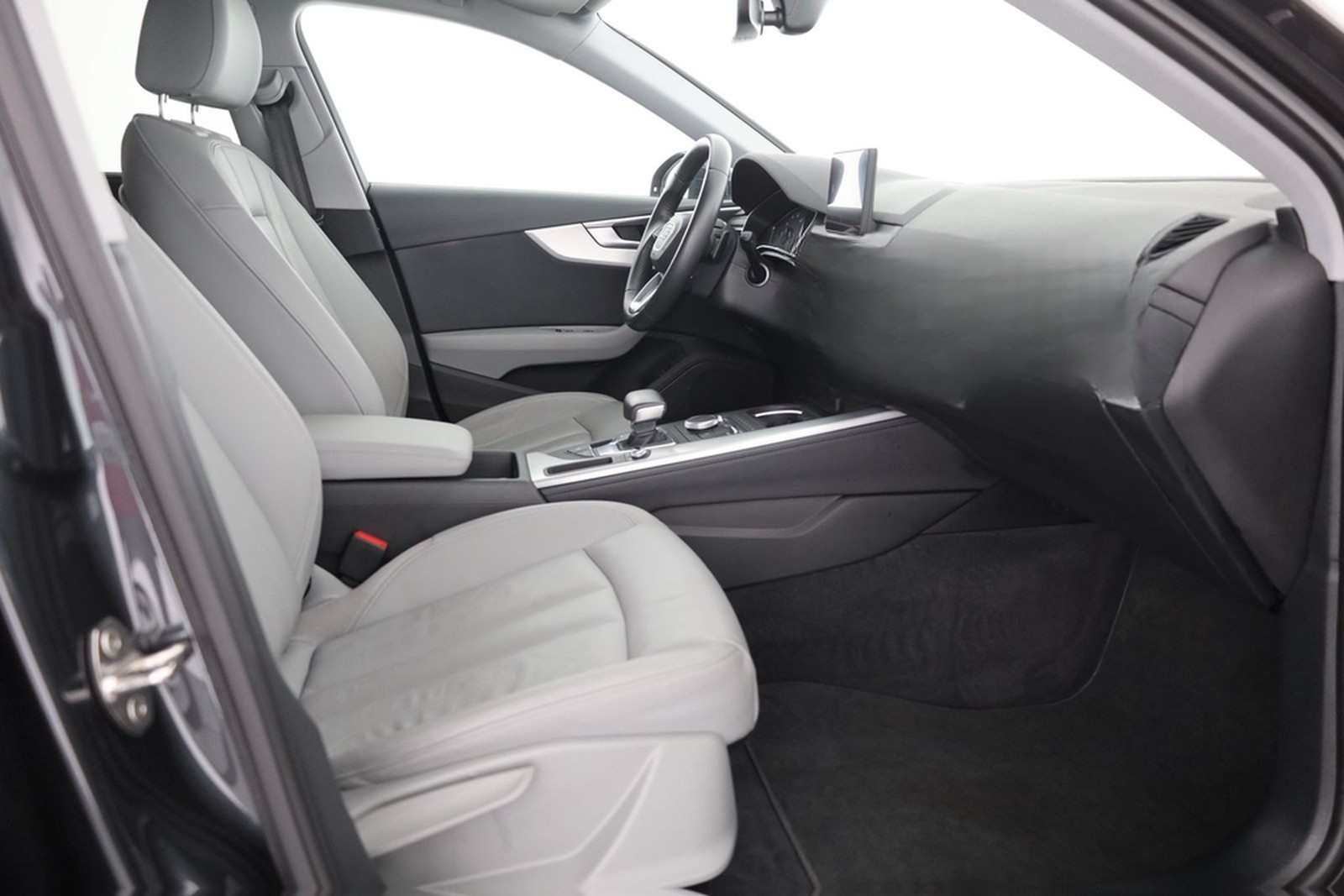 Audi A4 Avant 40 TFSI advanced Keyless-Go Leder Navi foto 25