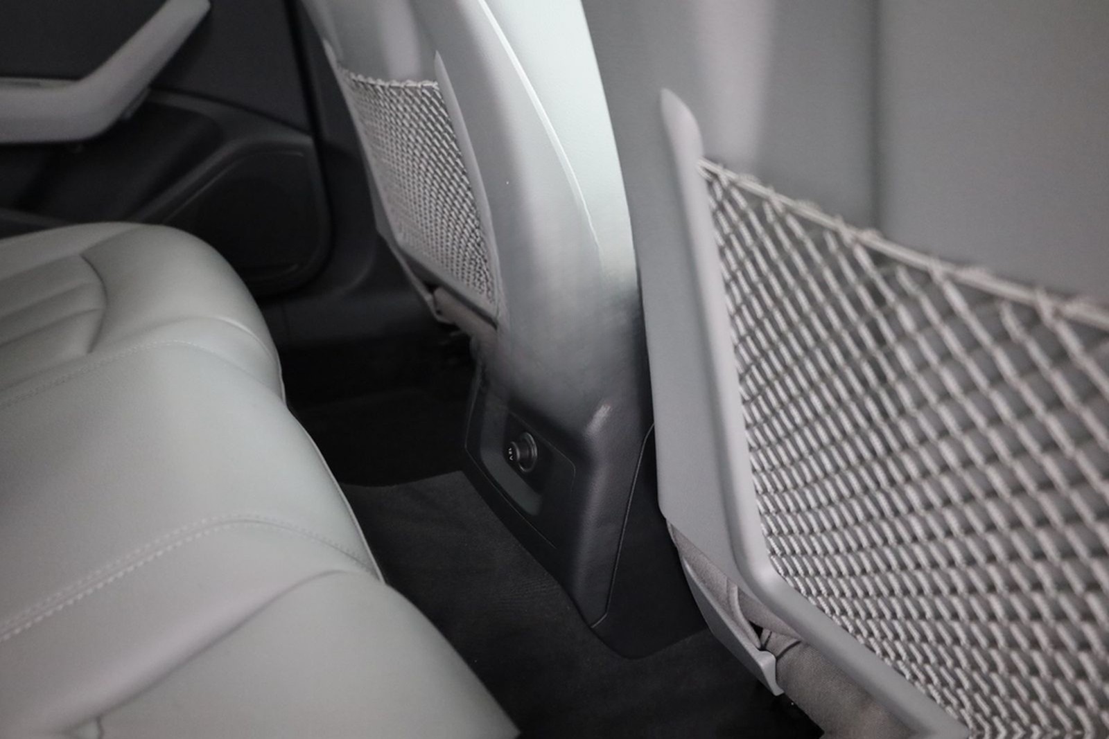 Audi A4 Avant 40 TFSI advanced Keyless-Go Leder Navi foto 30