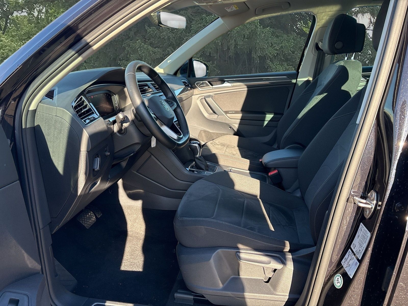 Volkswagen Tiguan 2.0 TDI Elegance LED foto 11