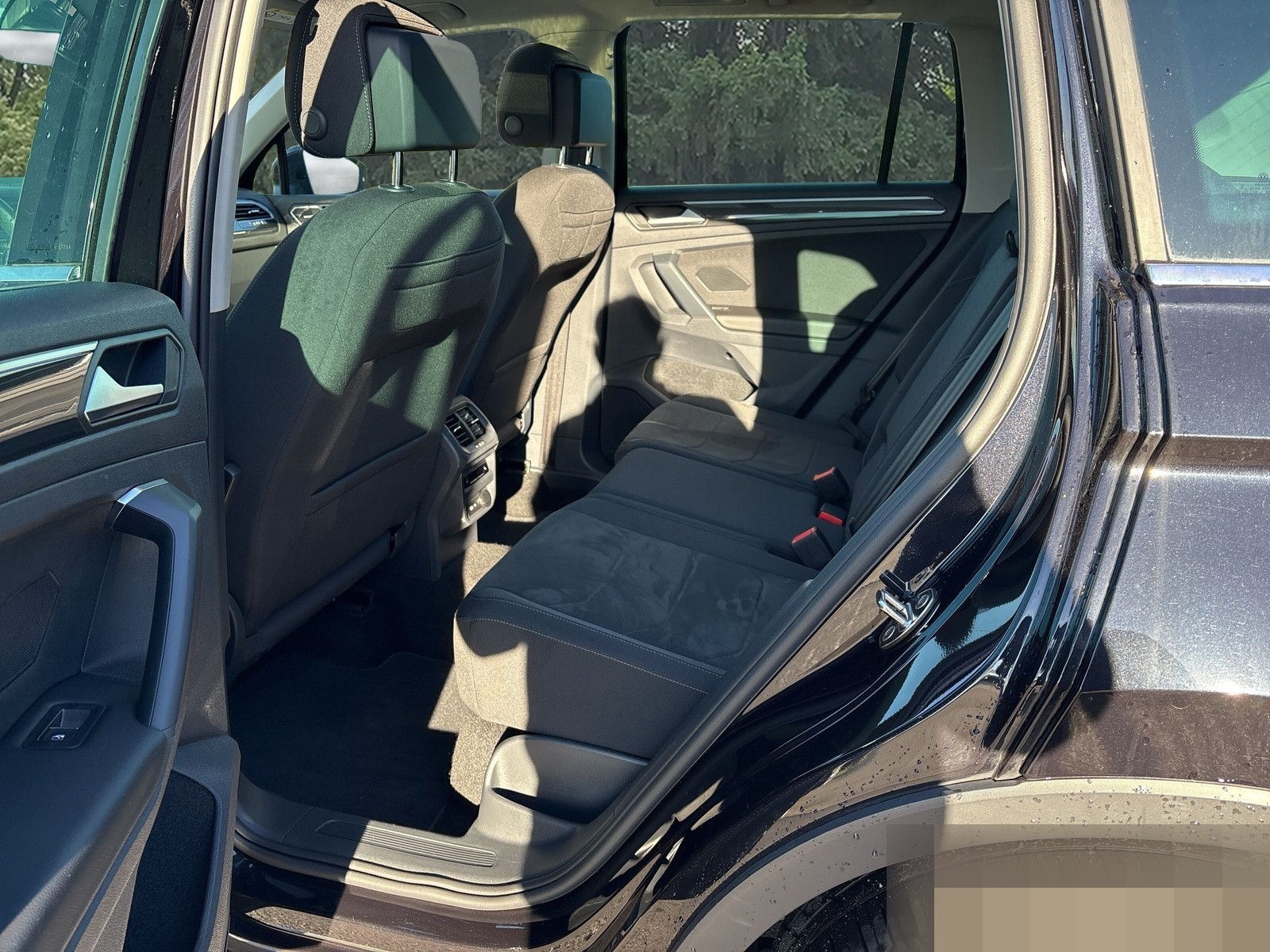 Volkswagen Tiguan 2.0 TDI Elegance LED foto 18