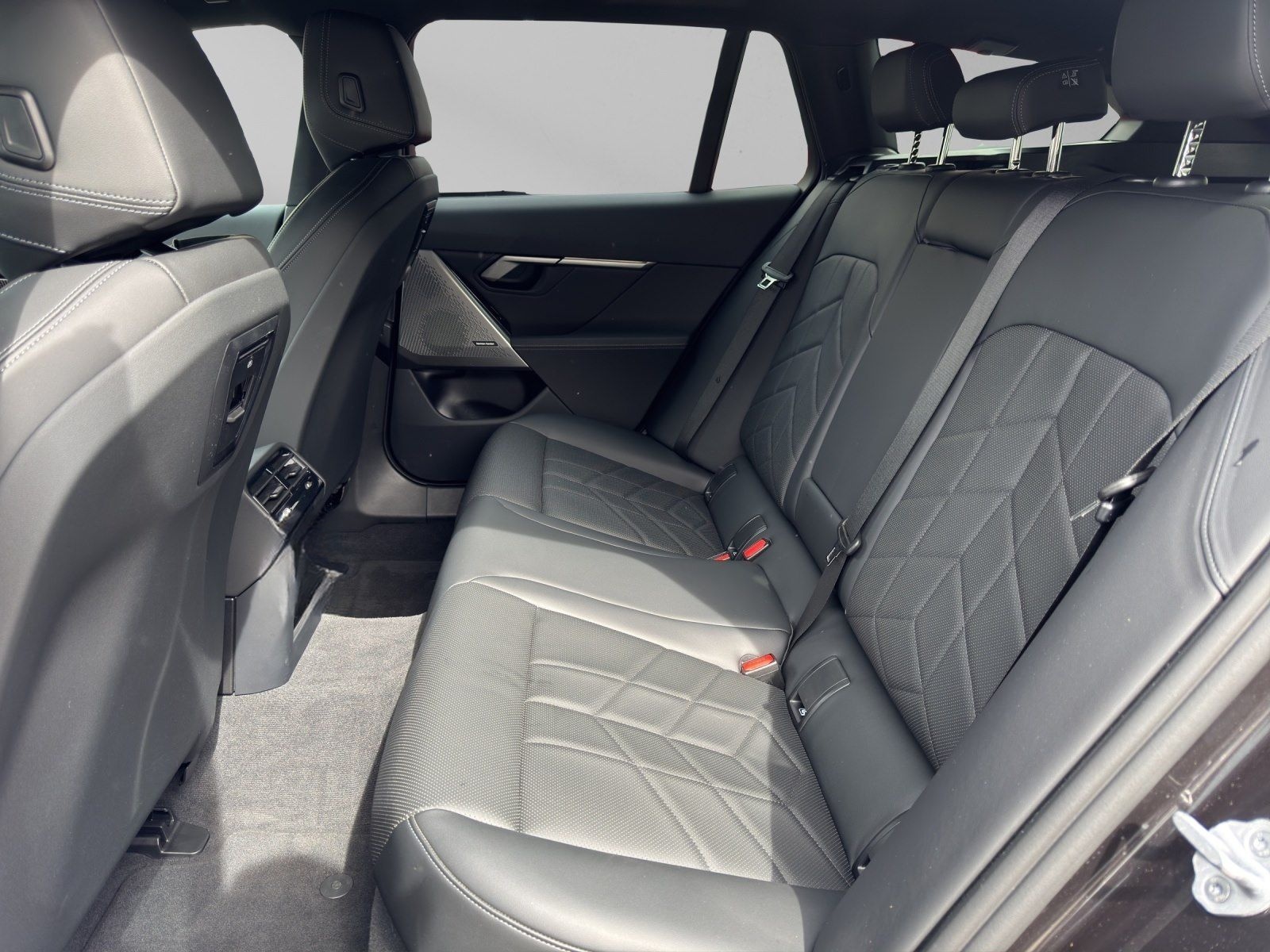 BMW 520d xDrive Touring M Sport 20" Ab 689€ mtl. o.  foto 11