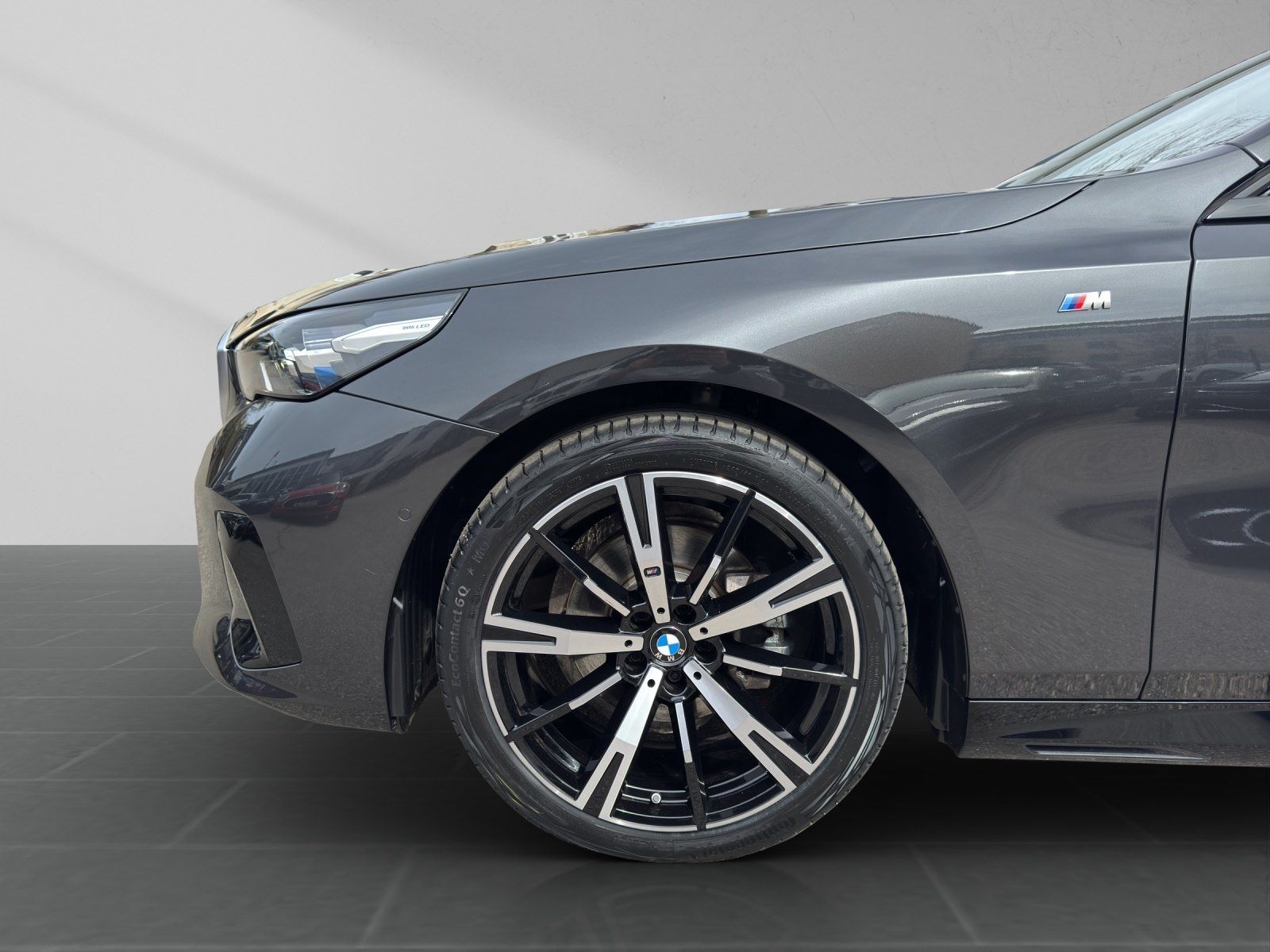 BMW 520d xDrive Touring M Sport 20" Ab 689€ mtl. o.  foto 8