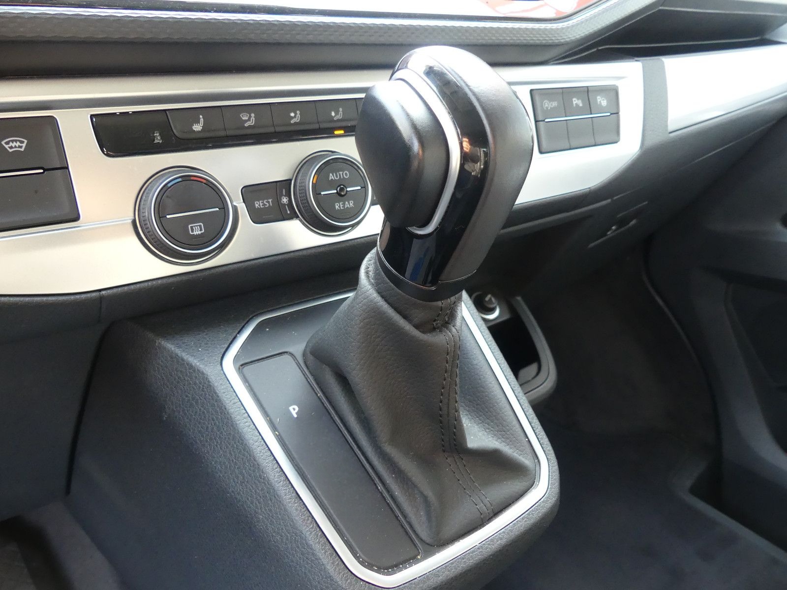Volkswagen T6.1 Multivan PanAmericana 4Motion ACC*LED foto 25