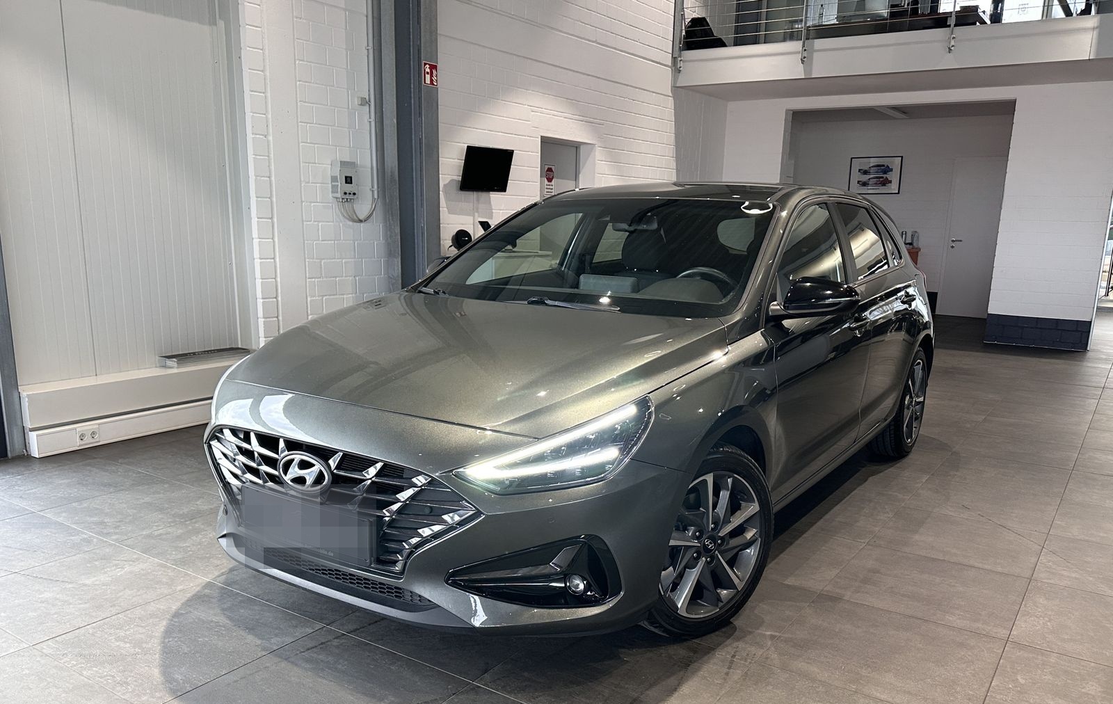 Hyundai i30 Connect & Go *NAVI, AUTOMATIK, LED, RFK* foto 8