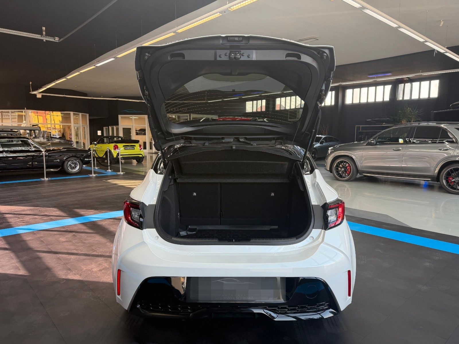 Toyota CorollaHybrid GR Sport+AppleC.+Rückf.+LED+Sitzh. foto 11