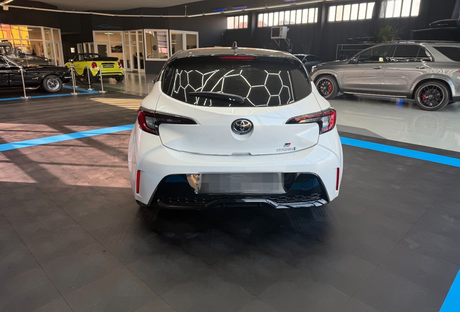 Toyota CorollaHybrid GR Sport+AppleC.+Rückf.+LED+Sitzh. foto 4