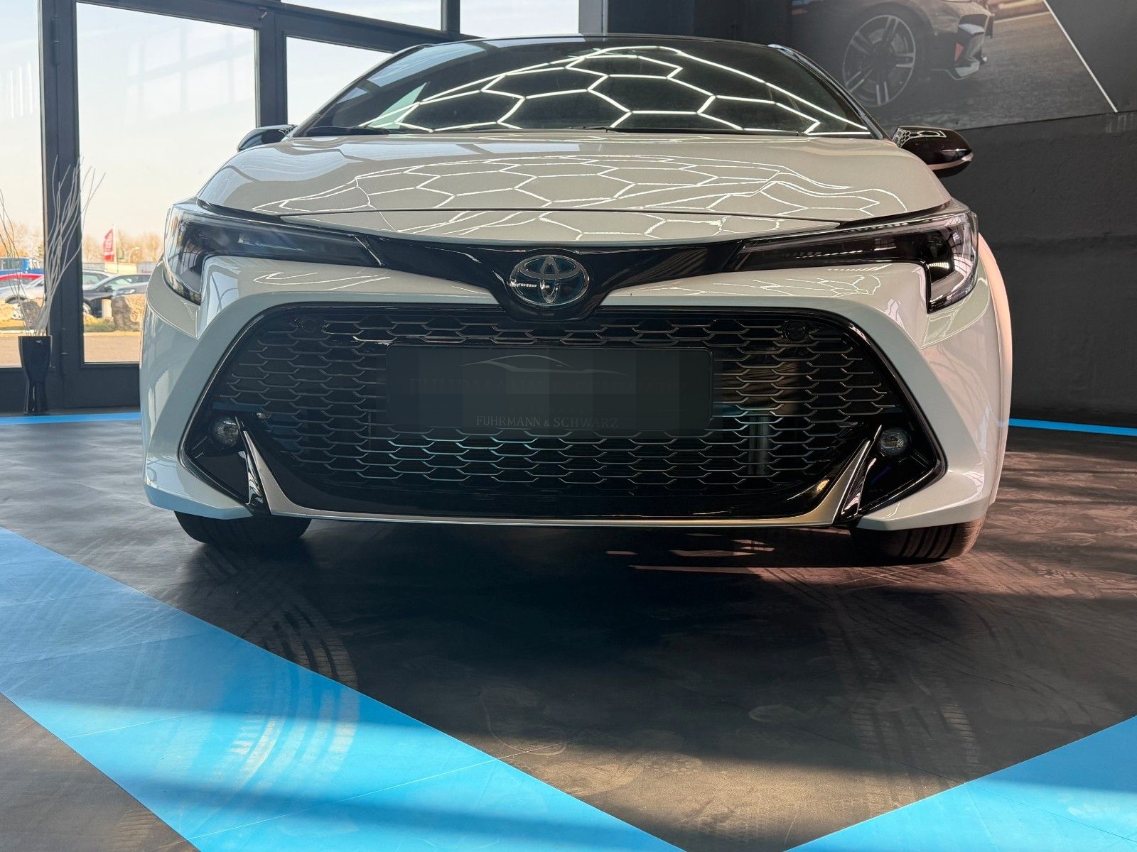 Toyota CorollaHybrid GR Sport+AppleC.+Rückf.+LED+Sitzh. foto 9