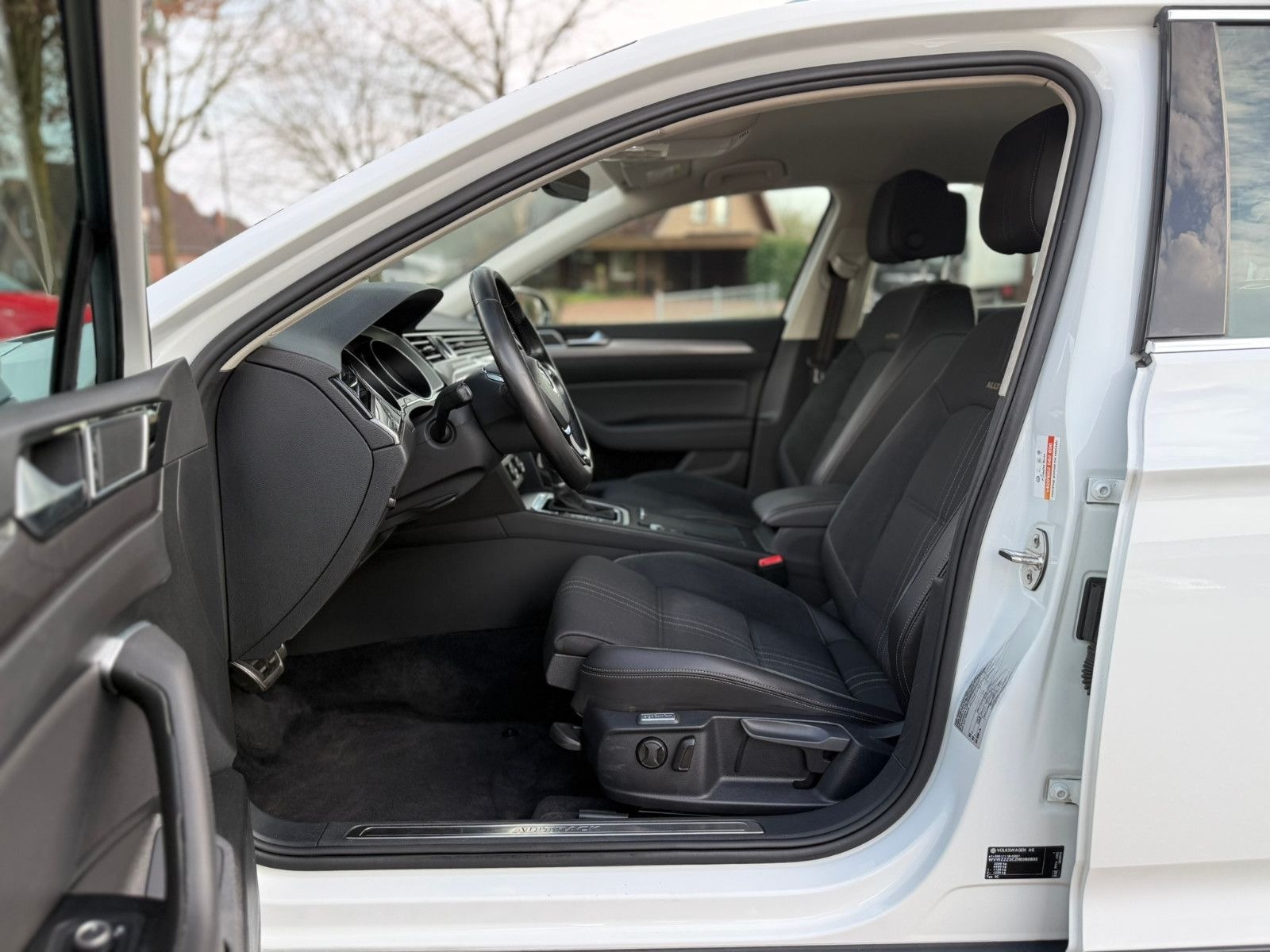 Volkswagen Passat Alltrack 4Motion *LED&Autom.&adapt.Tempom foto 19
