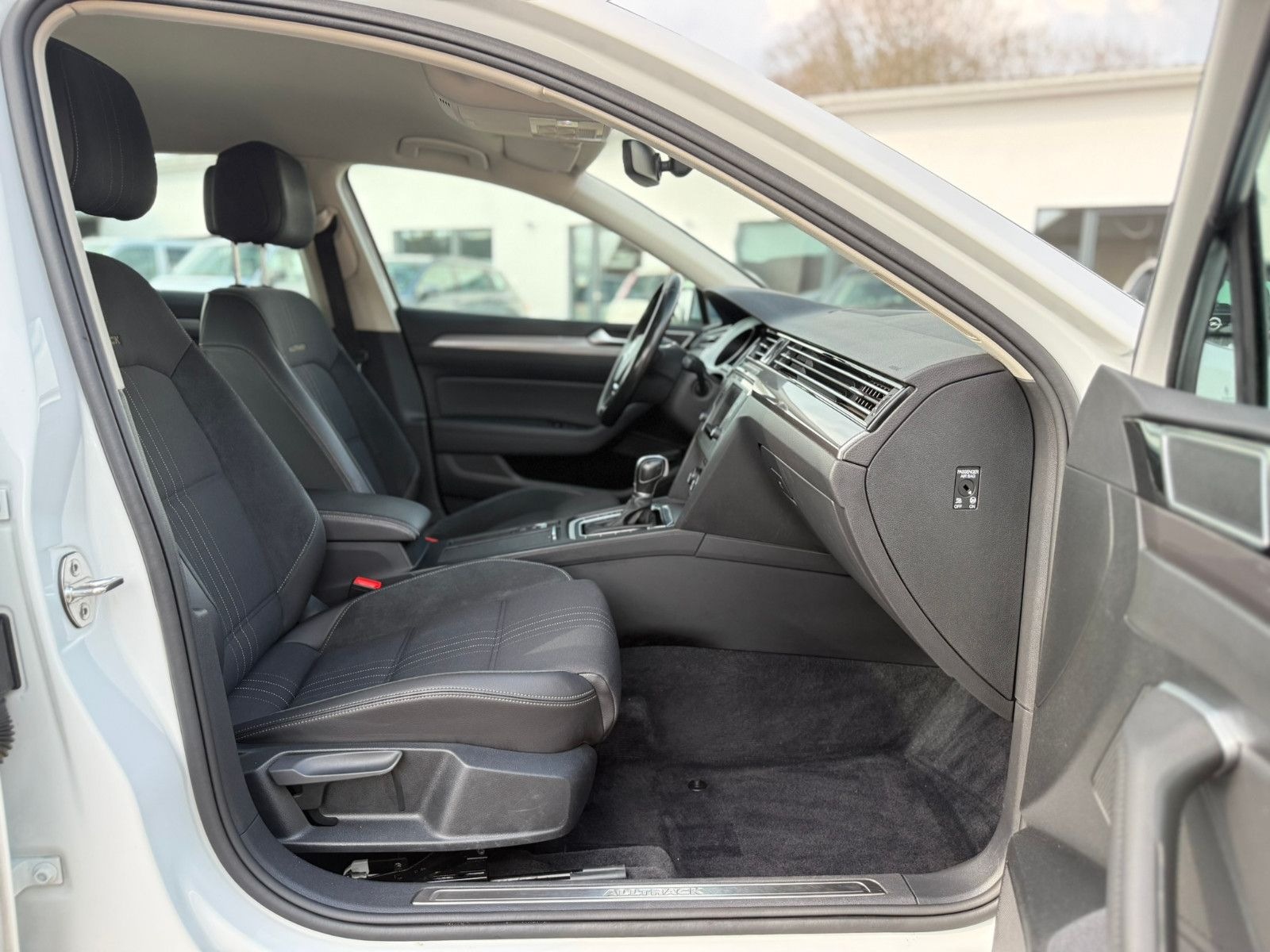 Volkswagen Passat Alltrack 4Motion *LED&Autom.&adapt.Tempom foto 31