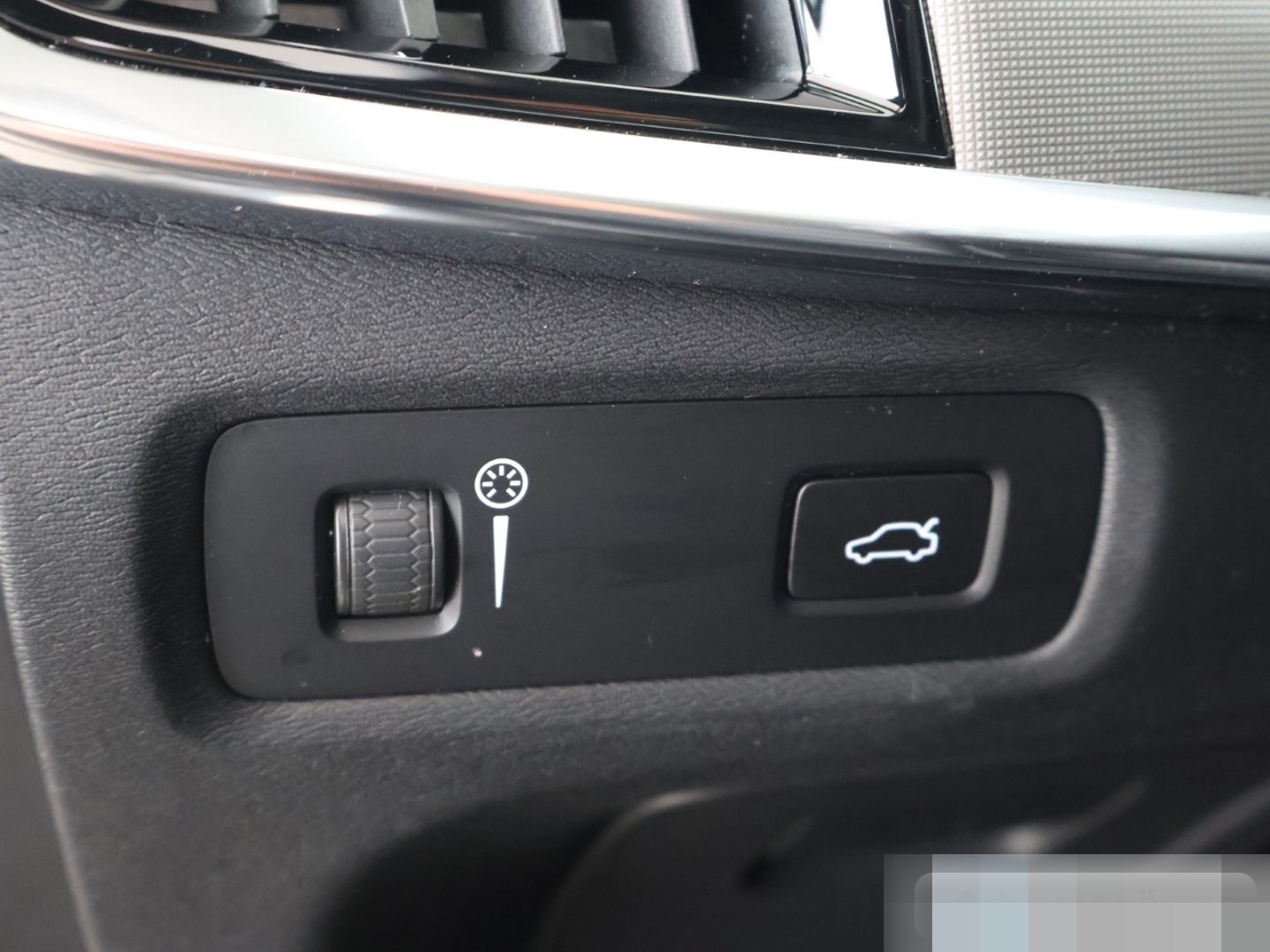 Volvo V90 B4 Momentum Pro AHK/Voll-LED/KAMERA/FSH foto 15