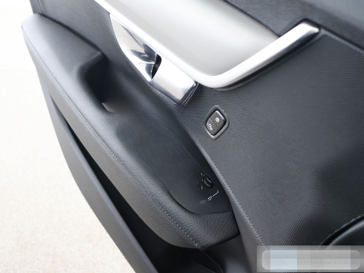 Volvo V90 B4 Momentum Pro AHK/Voll-LED/KAMERA/FSH foto 17