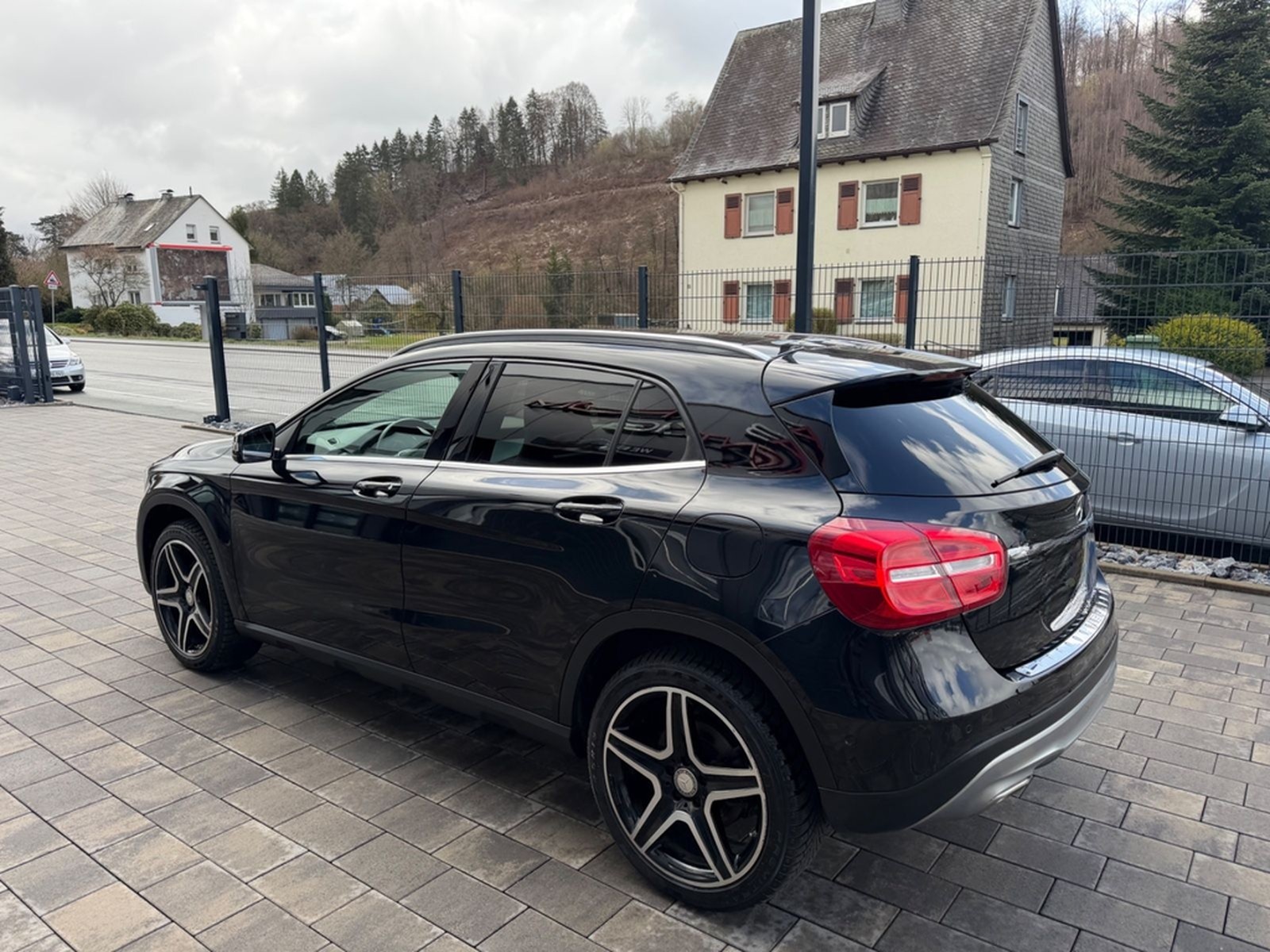 Mercedes-Benz GLA 250 4-Matic*NAVI*SHZG*KAMERA*AHK-SCHWENKBAR foto 16
