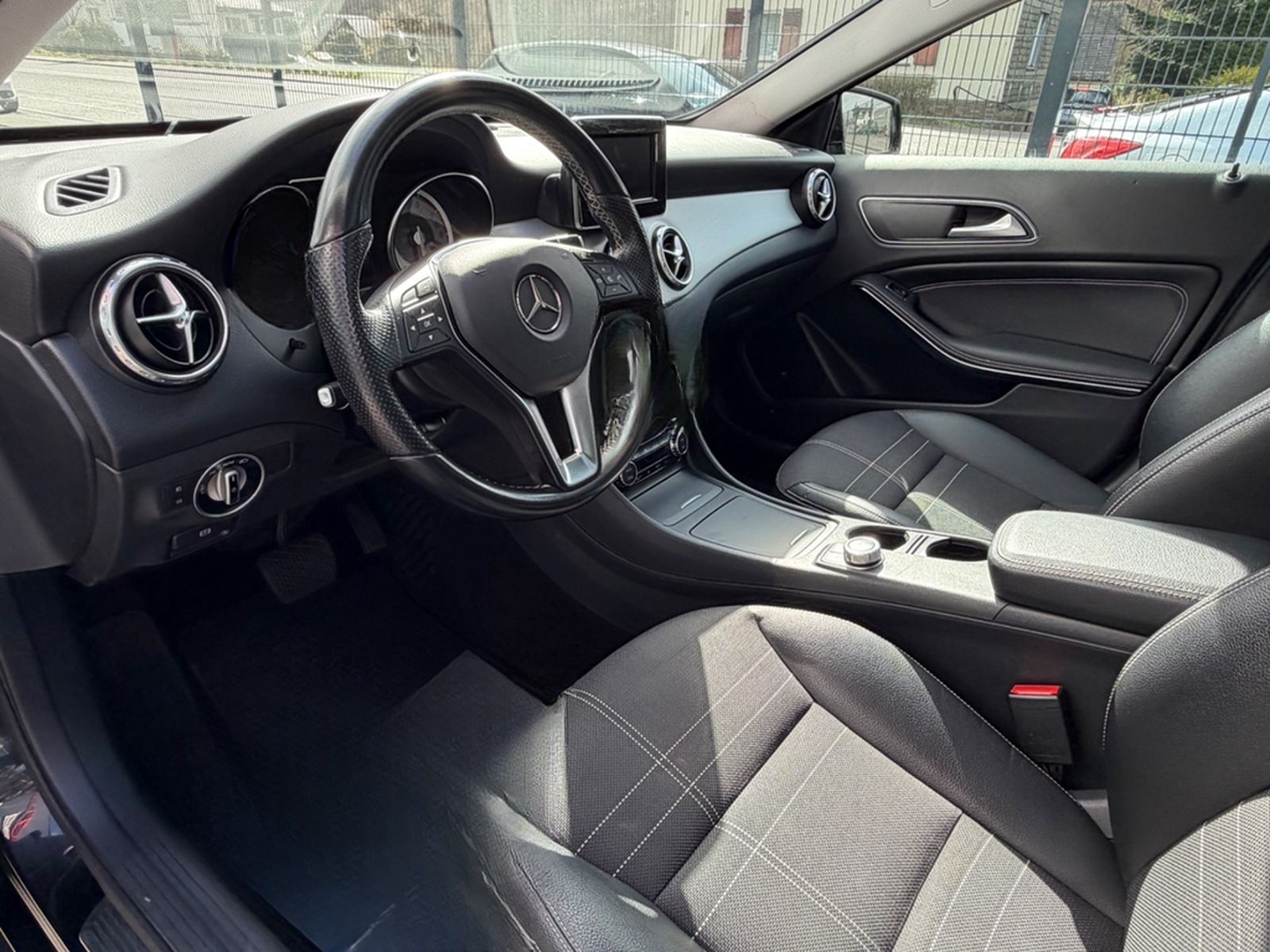 Mercedes-Benz GLA 250 4-Matic*NAVI*SHZG*KAMERA*AHK-SCHWENKBAR foto 7