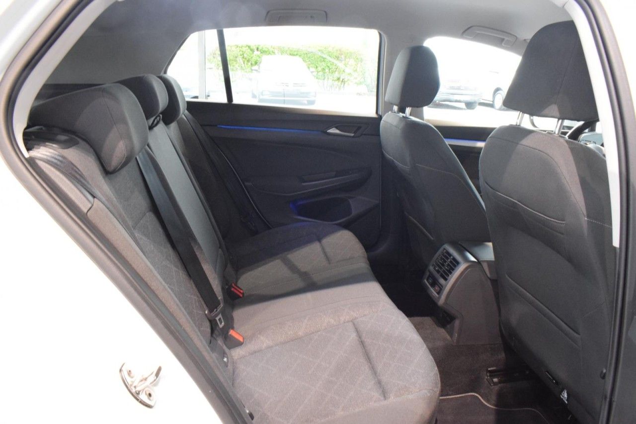Volkswagen Golf 8 Life 1.0 TSI PDC KLIMA SHZ Klima foto 9