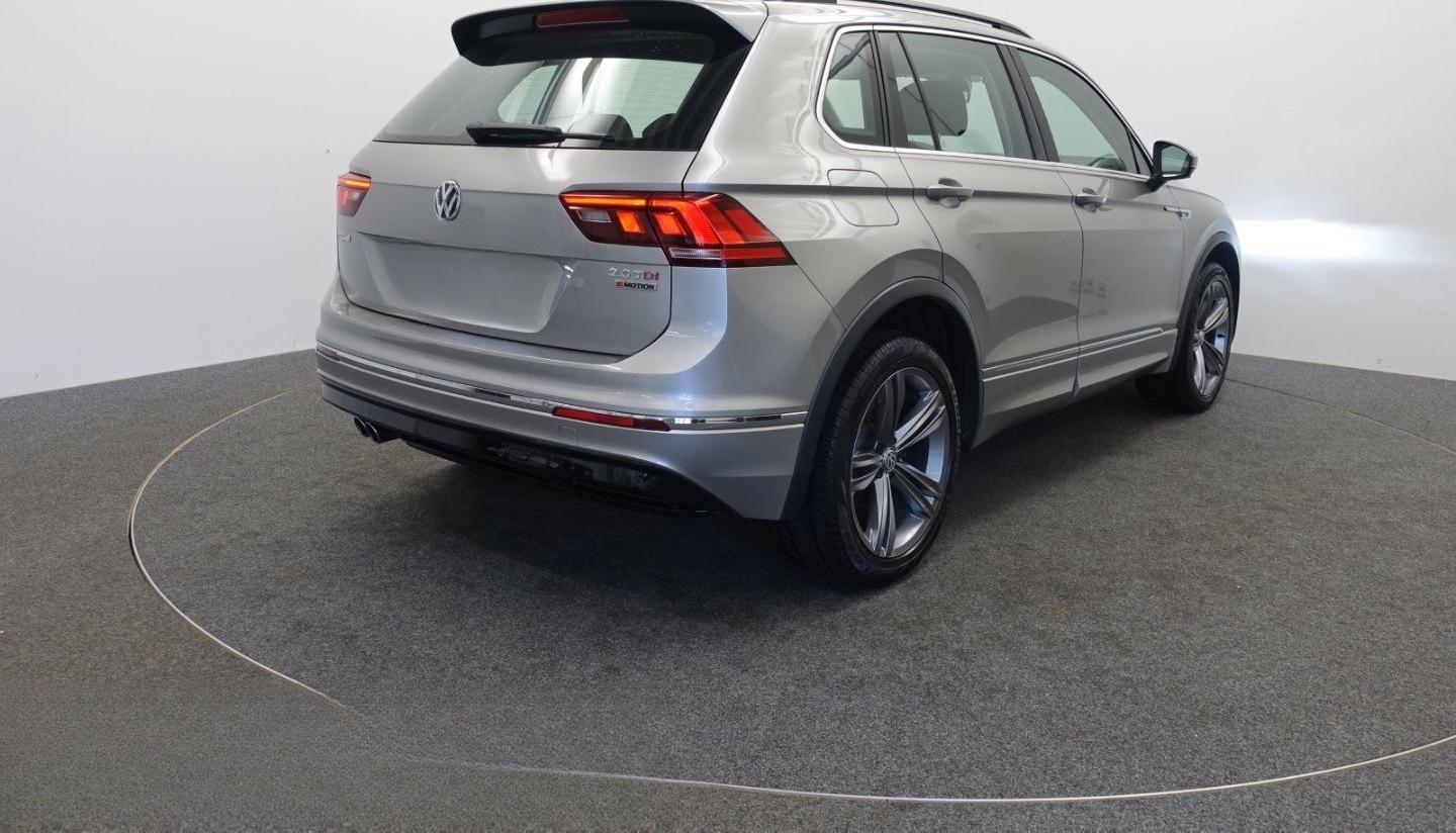 Volkswagen Tiguan 2.0 TDI DSG 4Mo. R-Line VERKAUF NUR AN OD foto 6