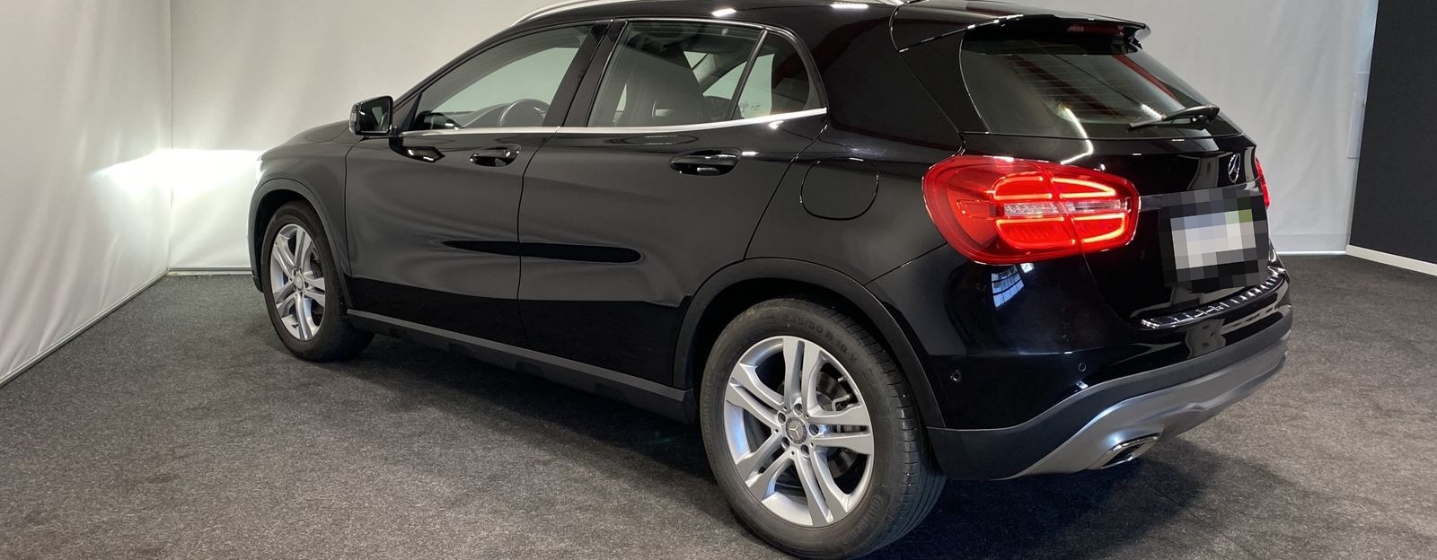 Mercedes-Benz GLA 220 CDIAutom Navi PDC Klima SHZ Bi-Xenon foto 2