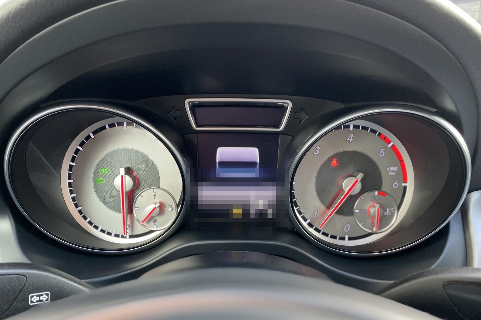 Mercedes-Benz GLA 220 CDIAutom Navi PDC Klima SHZ Bi-Xenon foto 16