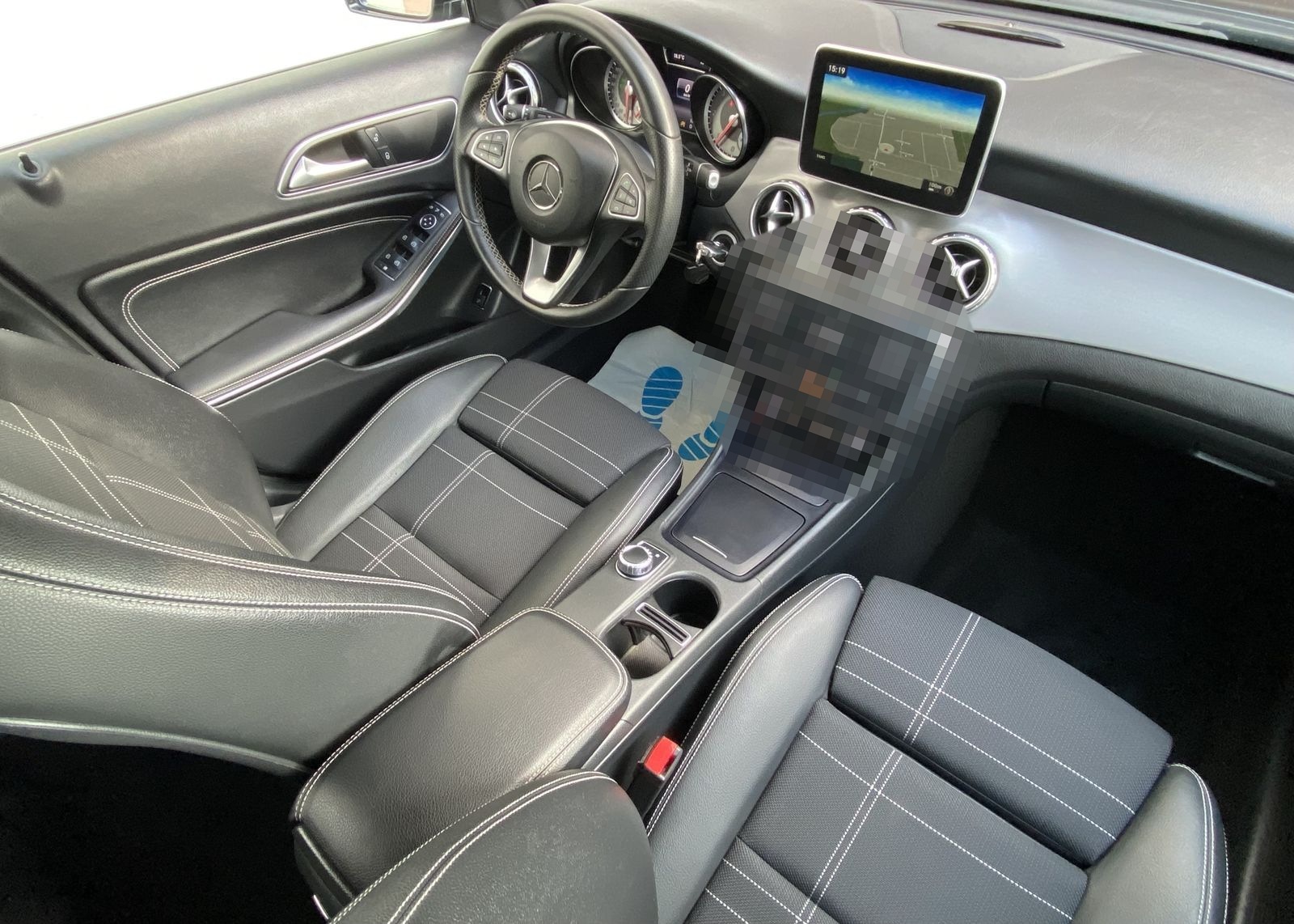 Mercedes-Benz GLA 220 CDIAutom Navi PDC Klima SHZ Bi-Xenon foto 9