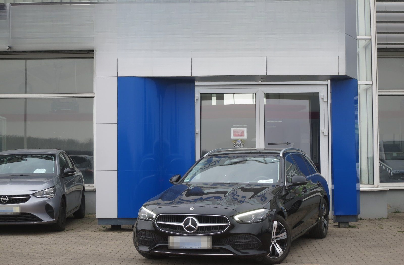 Mercedes-Benz C 300 d T Avantgarde  LED SHZ NAVI foto 17