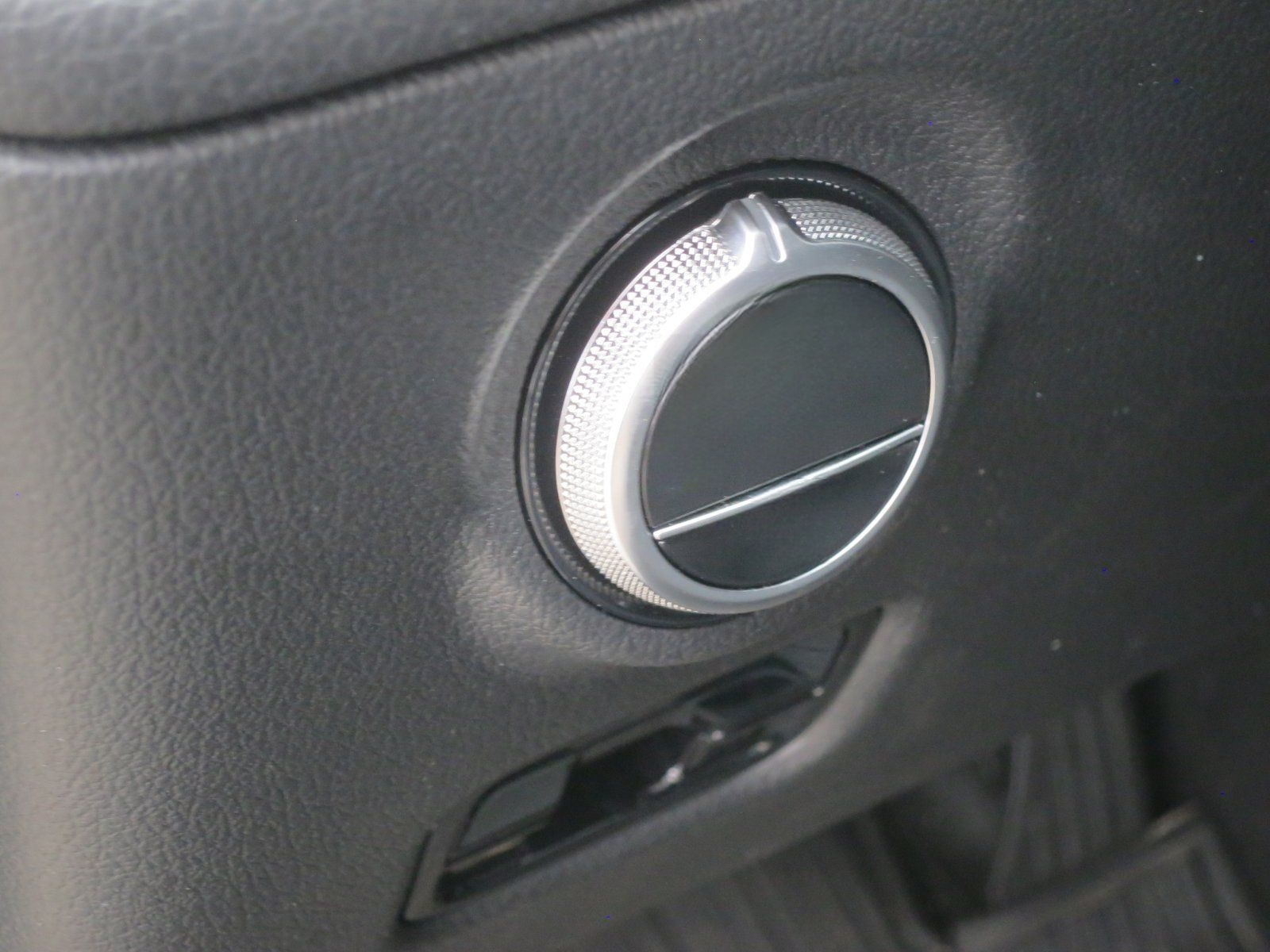 Mercedes-Benz C 300 d T Avantgarde  LED SHZ NAVI foto 7