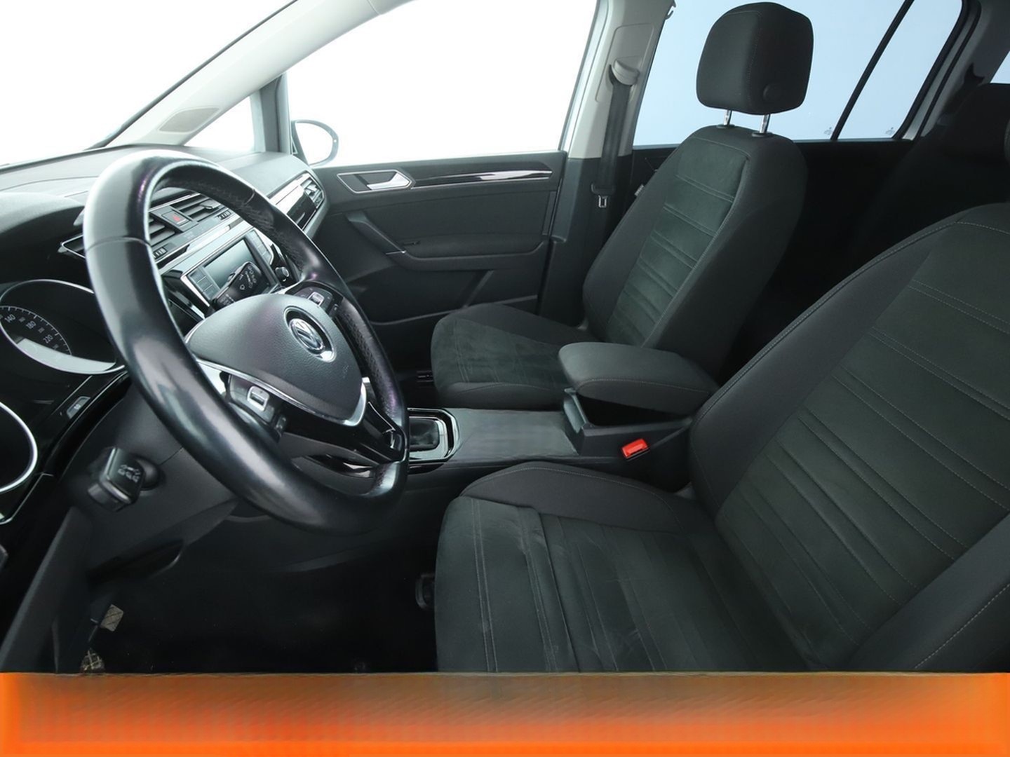 Volkswagen Touran 1.4 TSI Highline BMT Aut.*NAVI*LED*ACC* foto 10