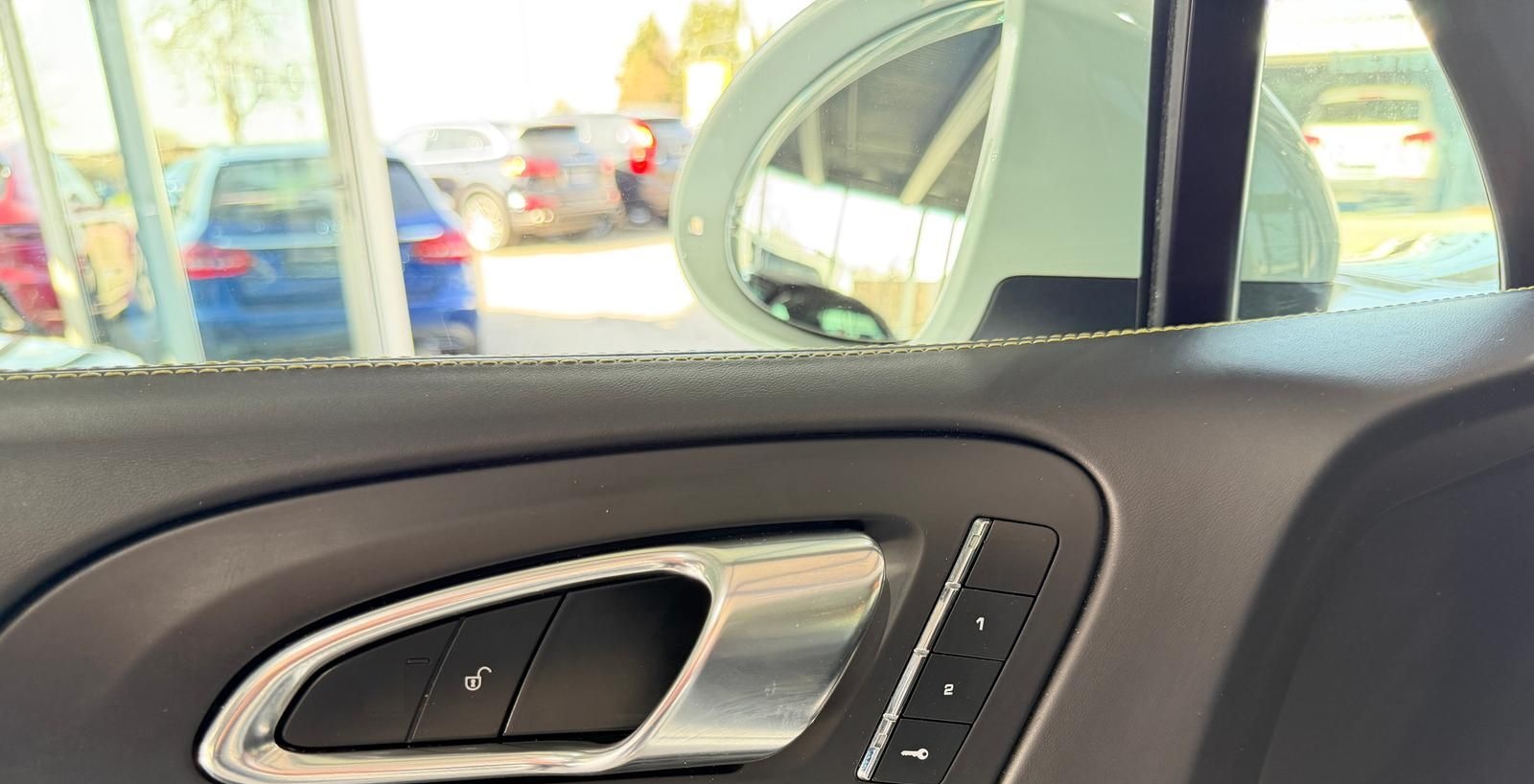 Porsche Cayenne S E-Hybrid Platinum AHK KAM BOSE PANO foto 16