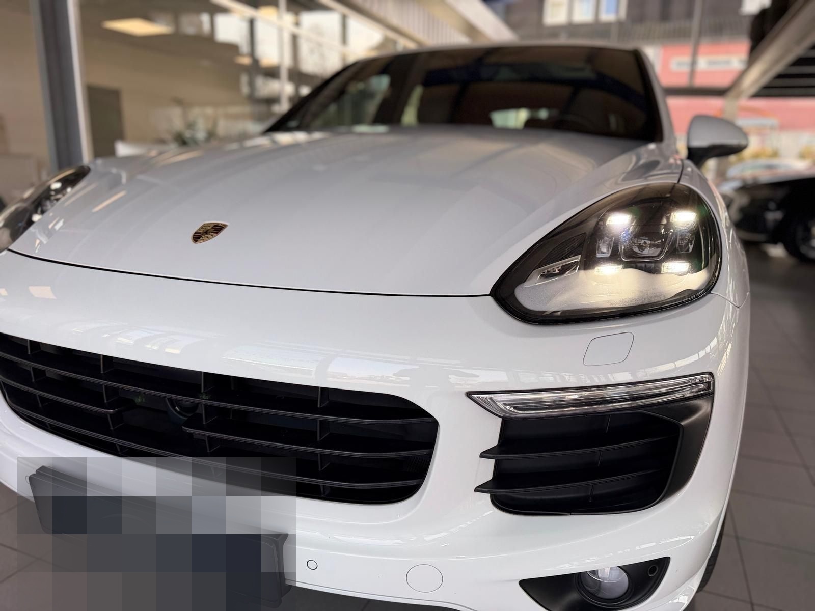 Porsche Cayenne S E-Hybrid Platinum AHK KAM BOSE PANO foto 10