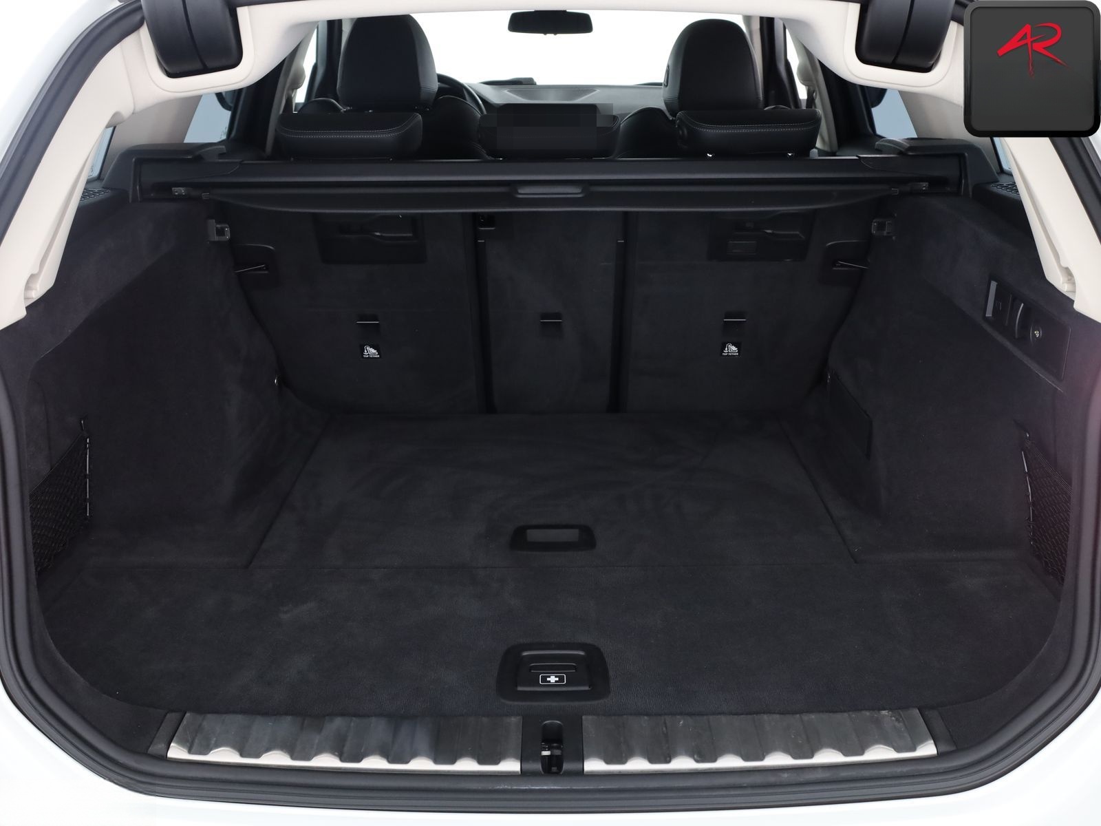 BMW 320 i SPORT LINE KEYLESS,KAMERA,LIVE COCKPIT,AHK foto 13