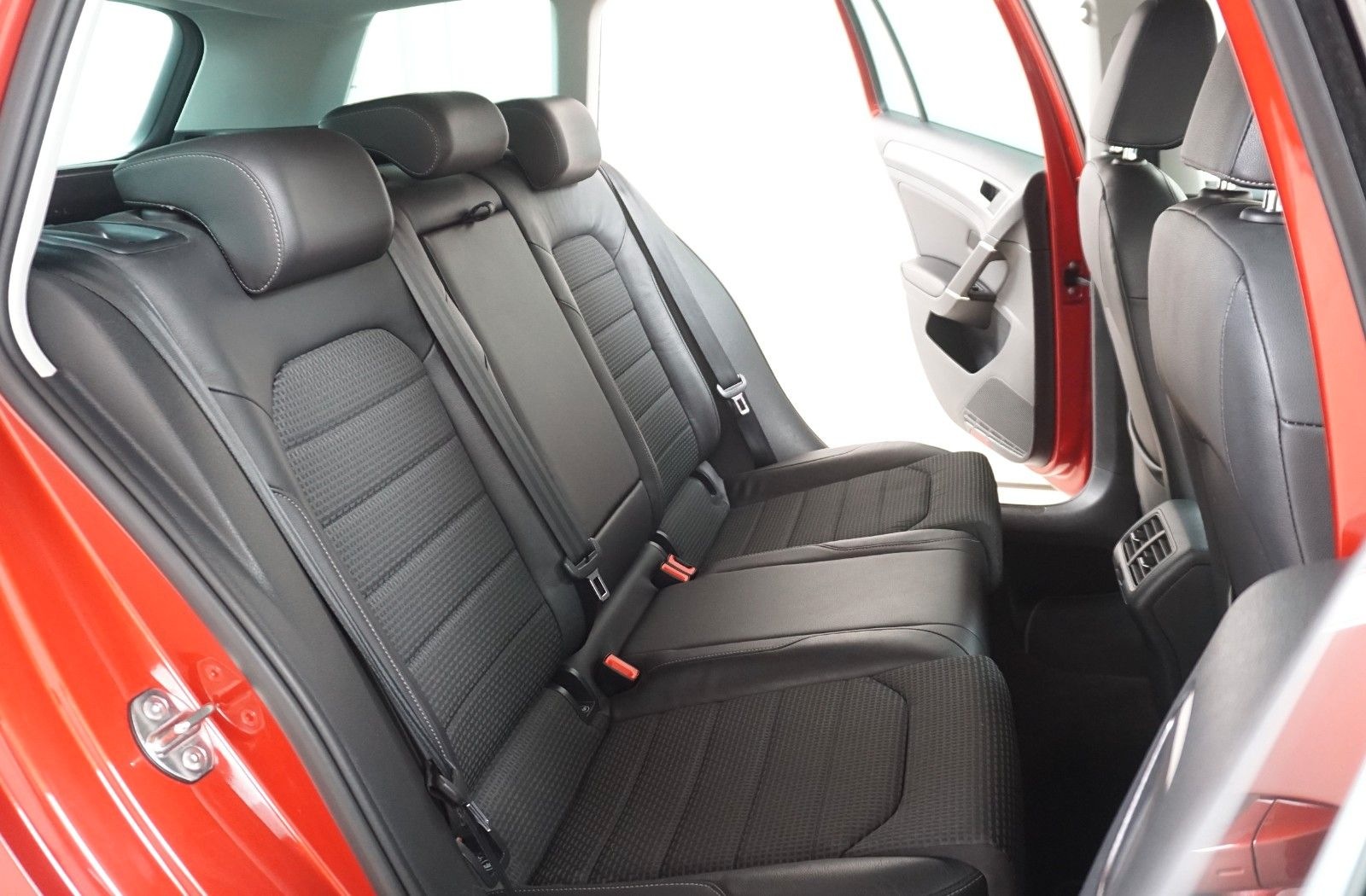 Volkswagen Golf VII ALLTRACK 4Motion PANODACH AHK KEYLESS foto 16