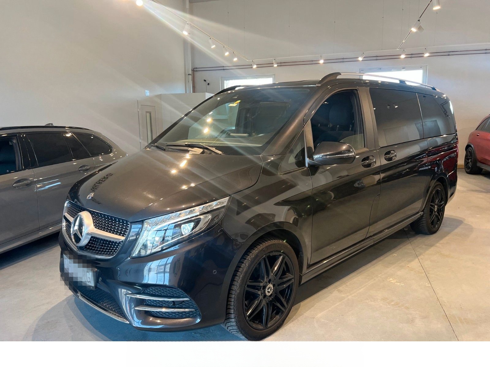 Mercedes-Benz V 300 d Lang Edition AMG LINE / MB100 / Night foto 2