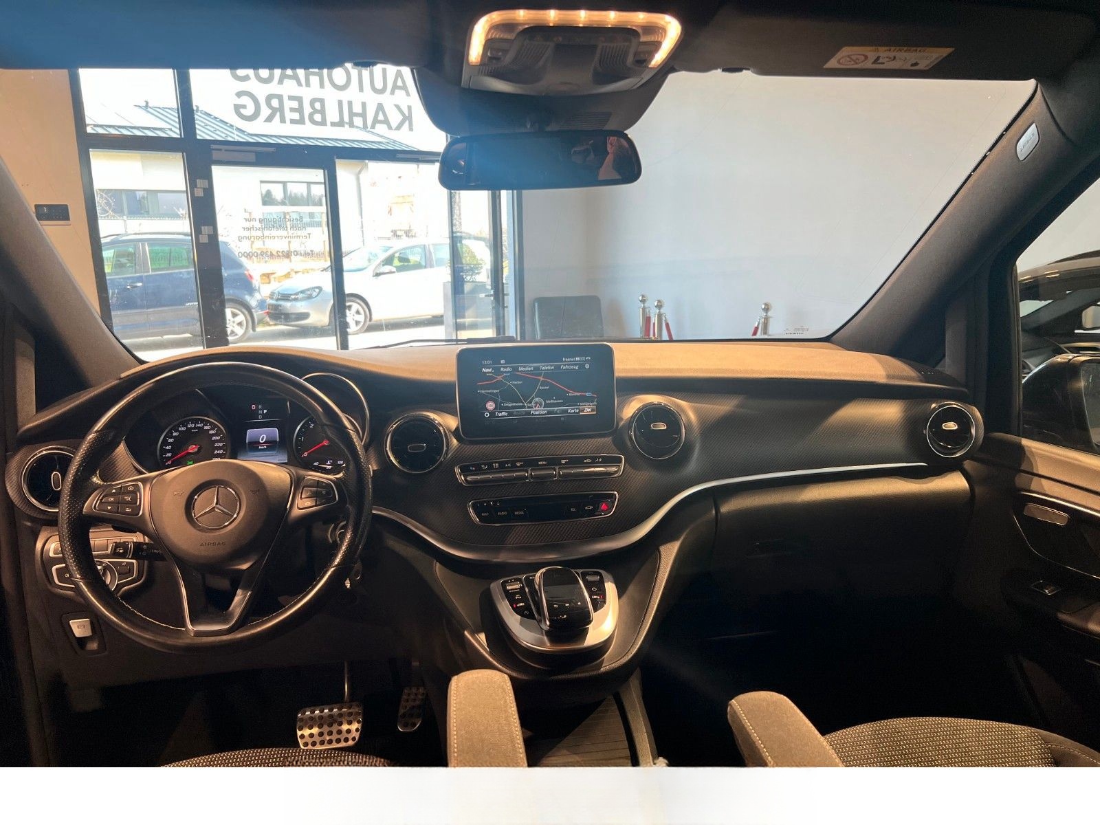 Mercedes-Benz V 300 d Lang Edition AMG LINE / MB100 / Night foto 16
