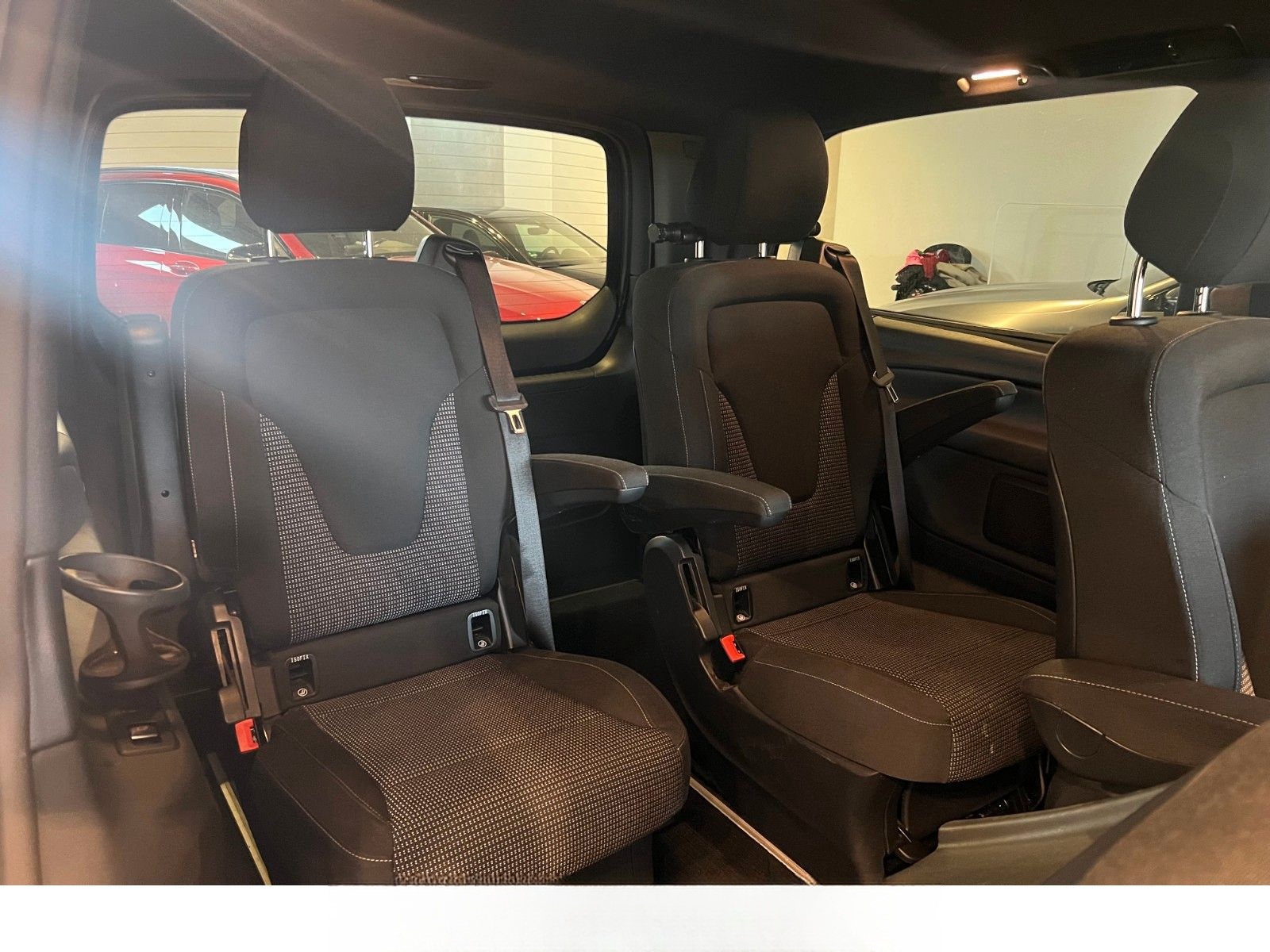 Mercedes-Benz V 300 d Lang Edition AMG LINE / MB100 / Night foto 19