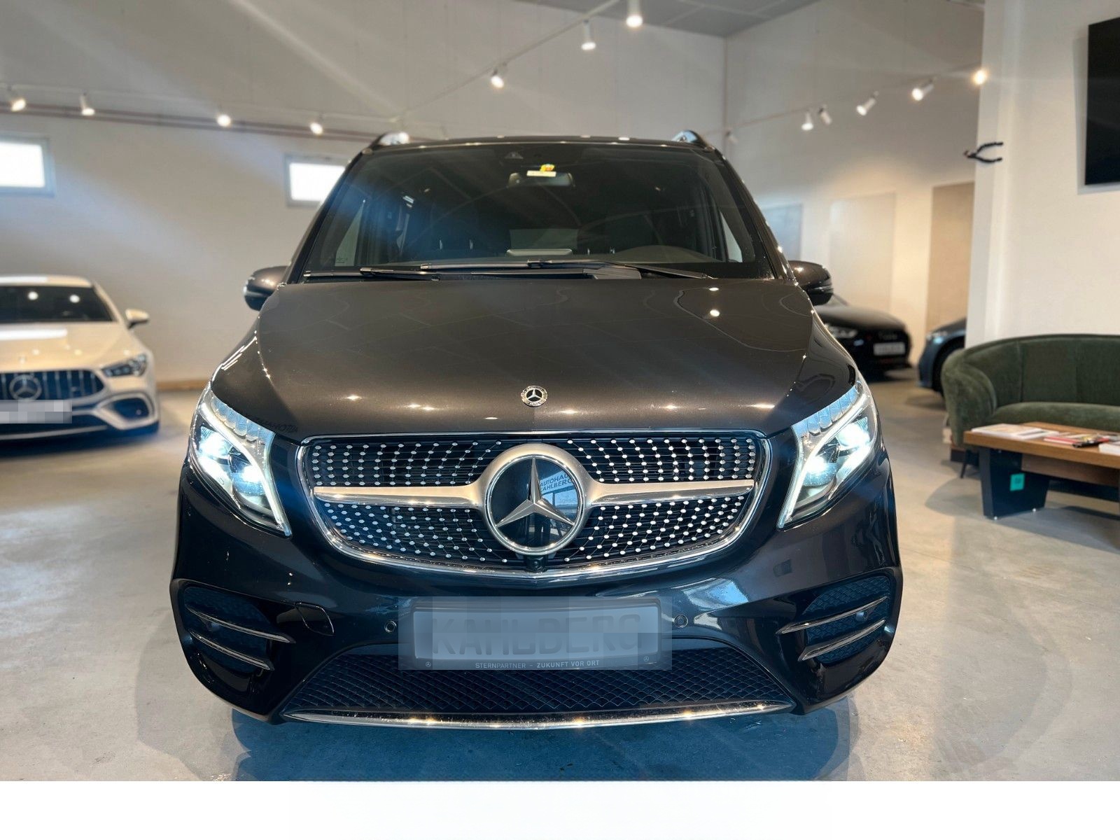 Mercedes-Benz V 300 d Lang Edition AMG LINE / MB100 / Night foto 8