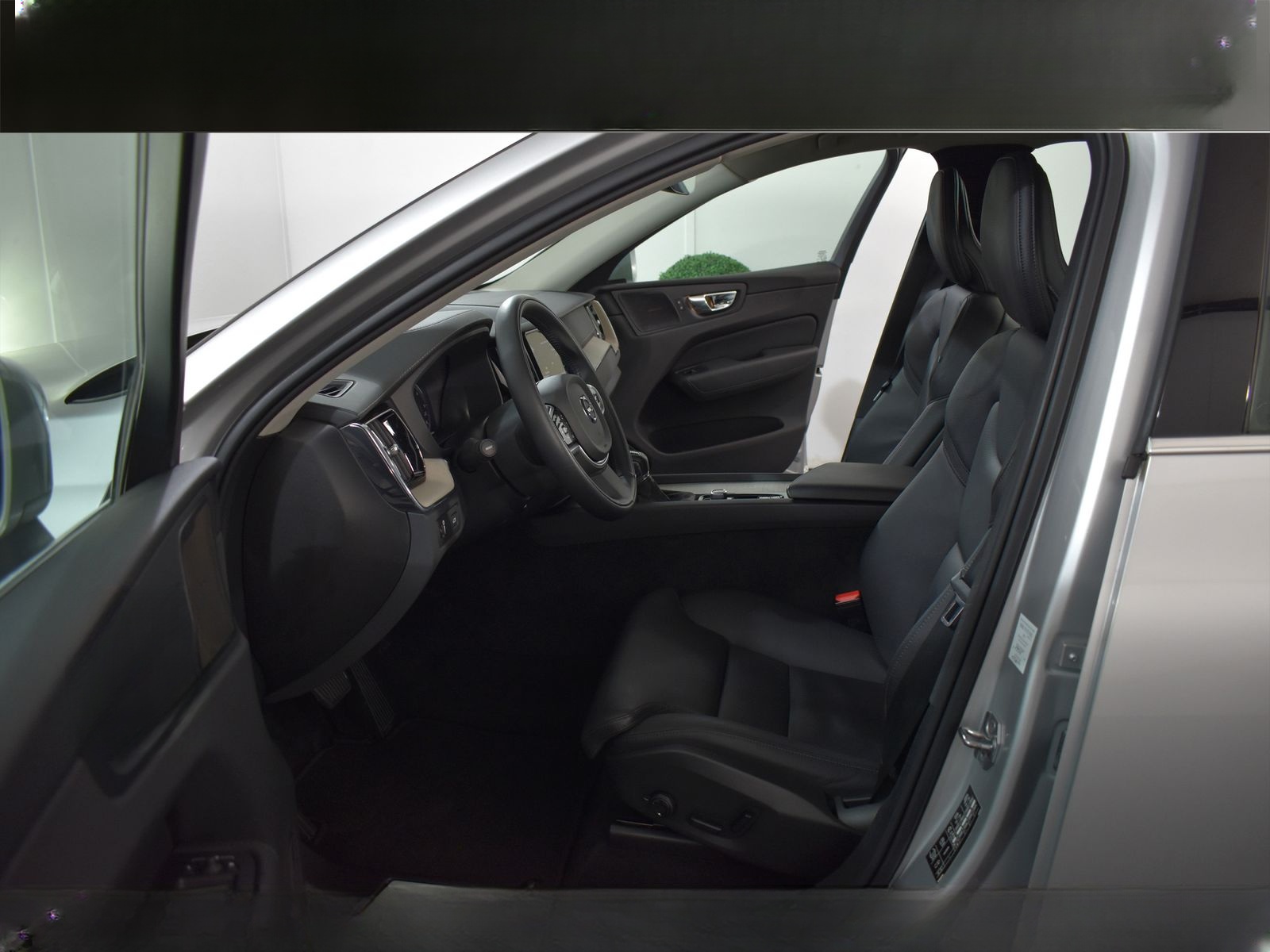 Volvo XC60 D4 Inscription *AHK*ACC*Pano*Kam*H&K*BLIS* foto 13