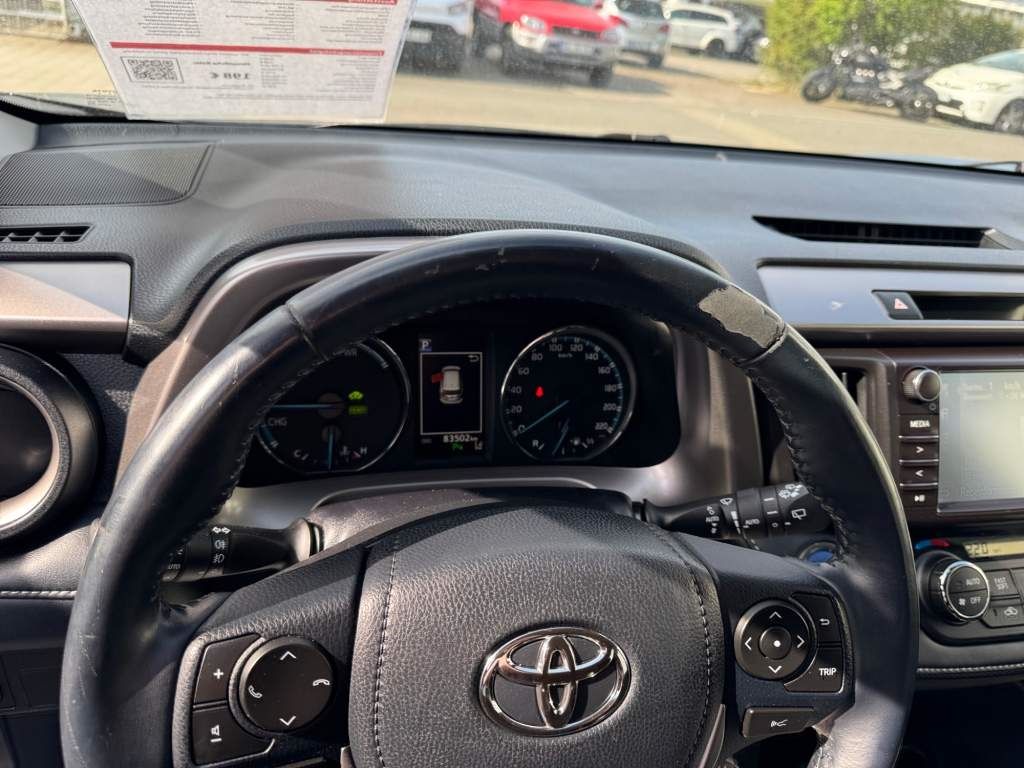 Toyota RAV 4 Team D 5-TÜRER, 2,5L HYBRID, 145 KW (197 P foto 11